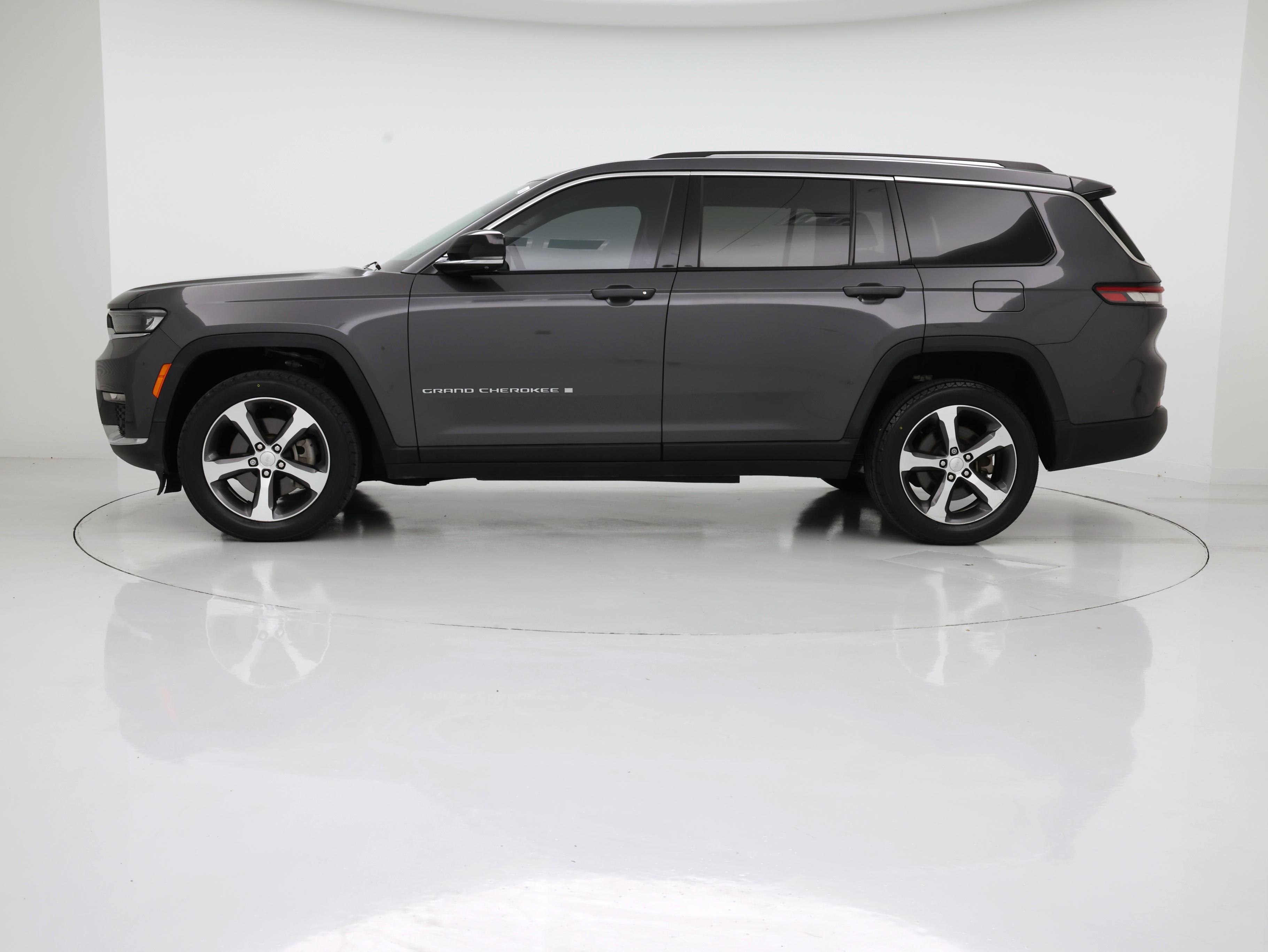 Thumbnail: 2023 Jeep Grand Cherokee L - 3
