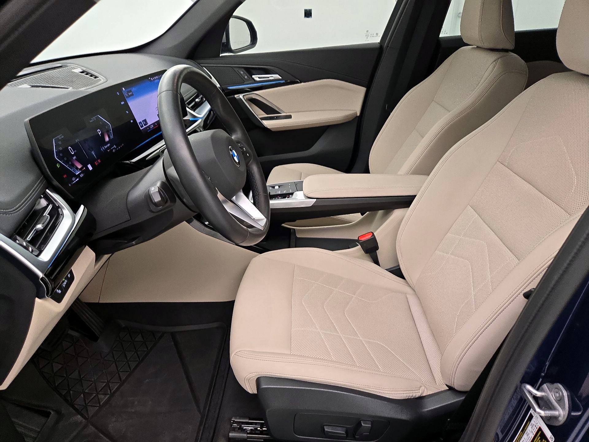 Thumbnail: 2023 BMW X1 - 11