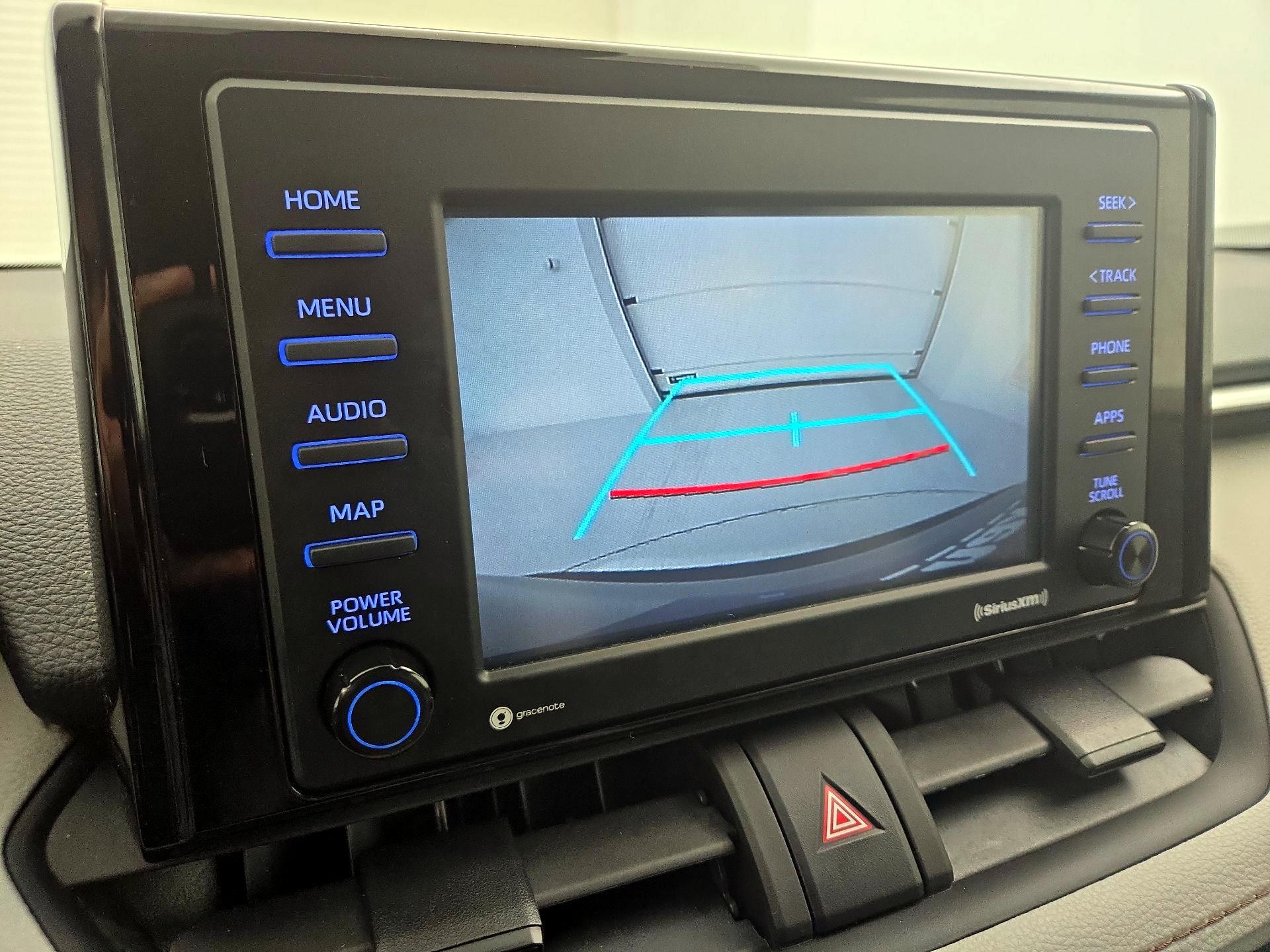 Thumbnail: 2022 Toyota RAV4 - 14