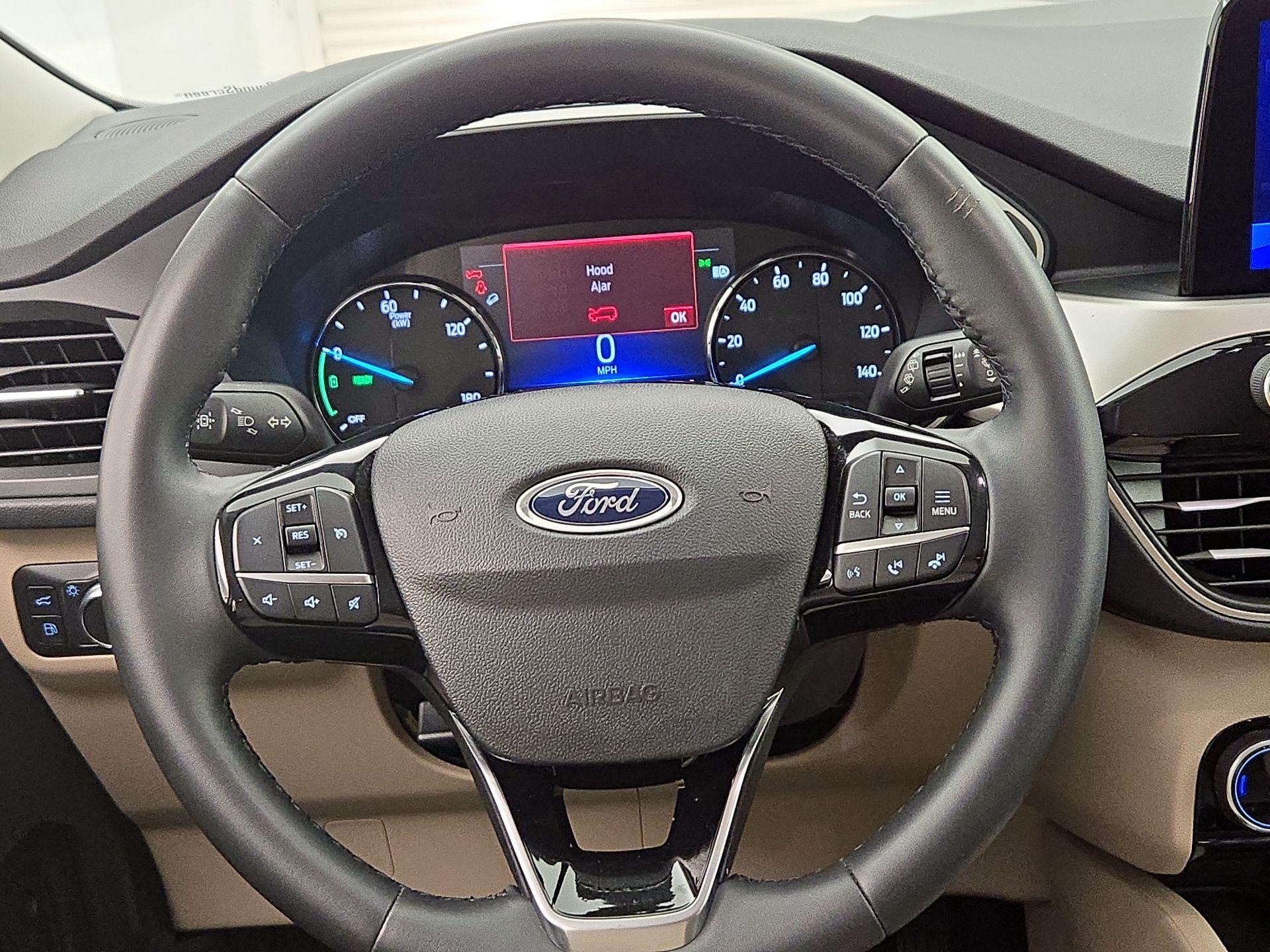 Thumbnail: 2022 Ford Escape - 10
