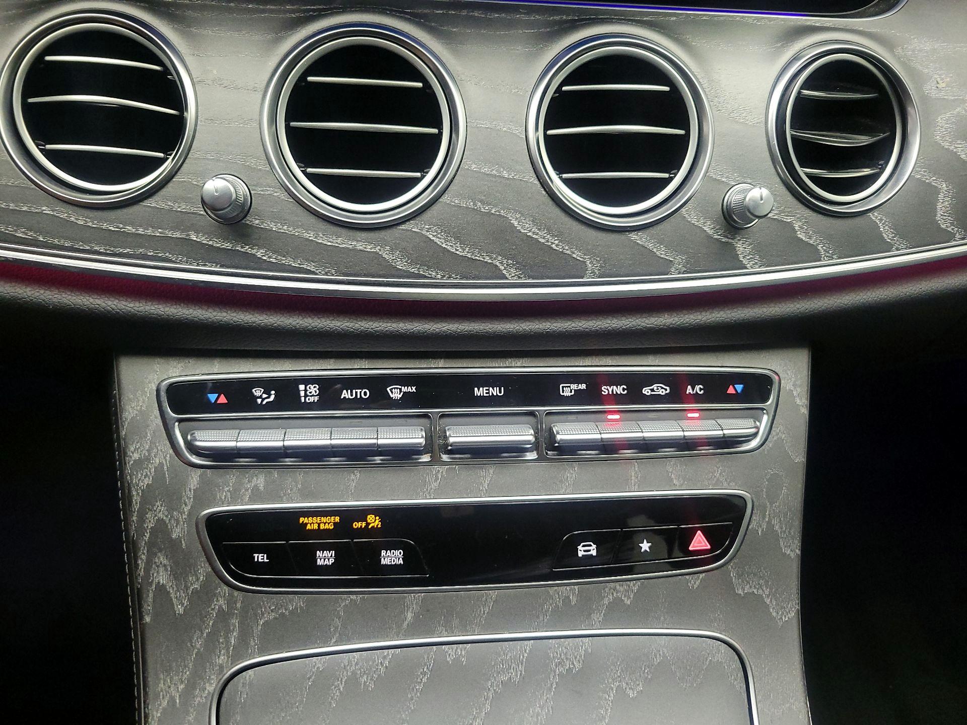 Thumbnail: 2021 Mercedes-Benz E-Class - 17