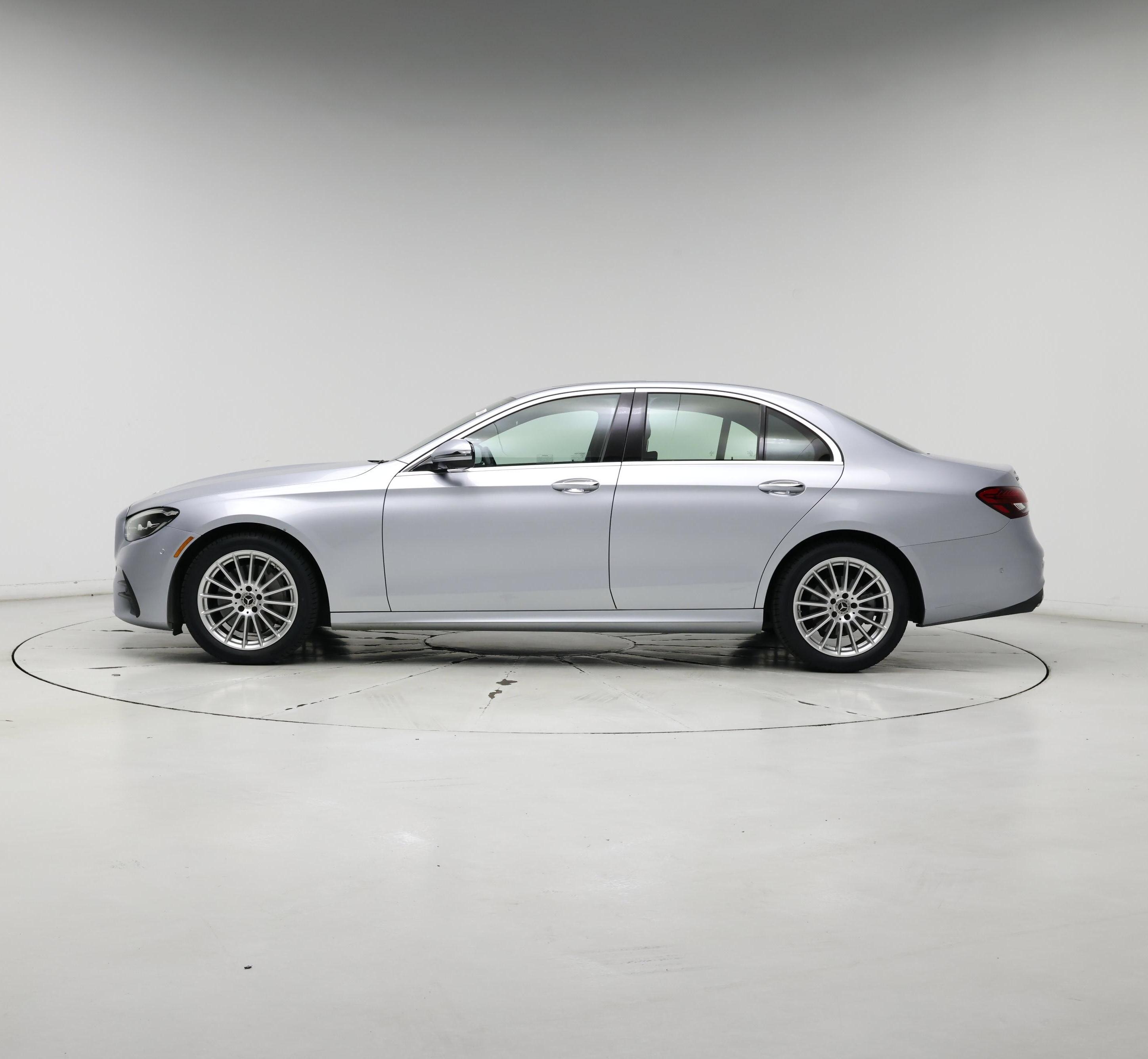 Thumbnail: 2021 Mercedes-Benz E-Class - 3