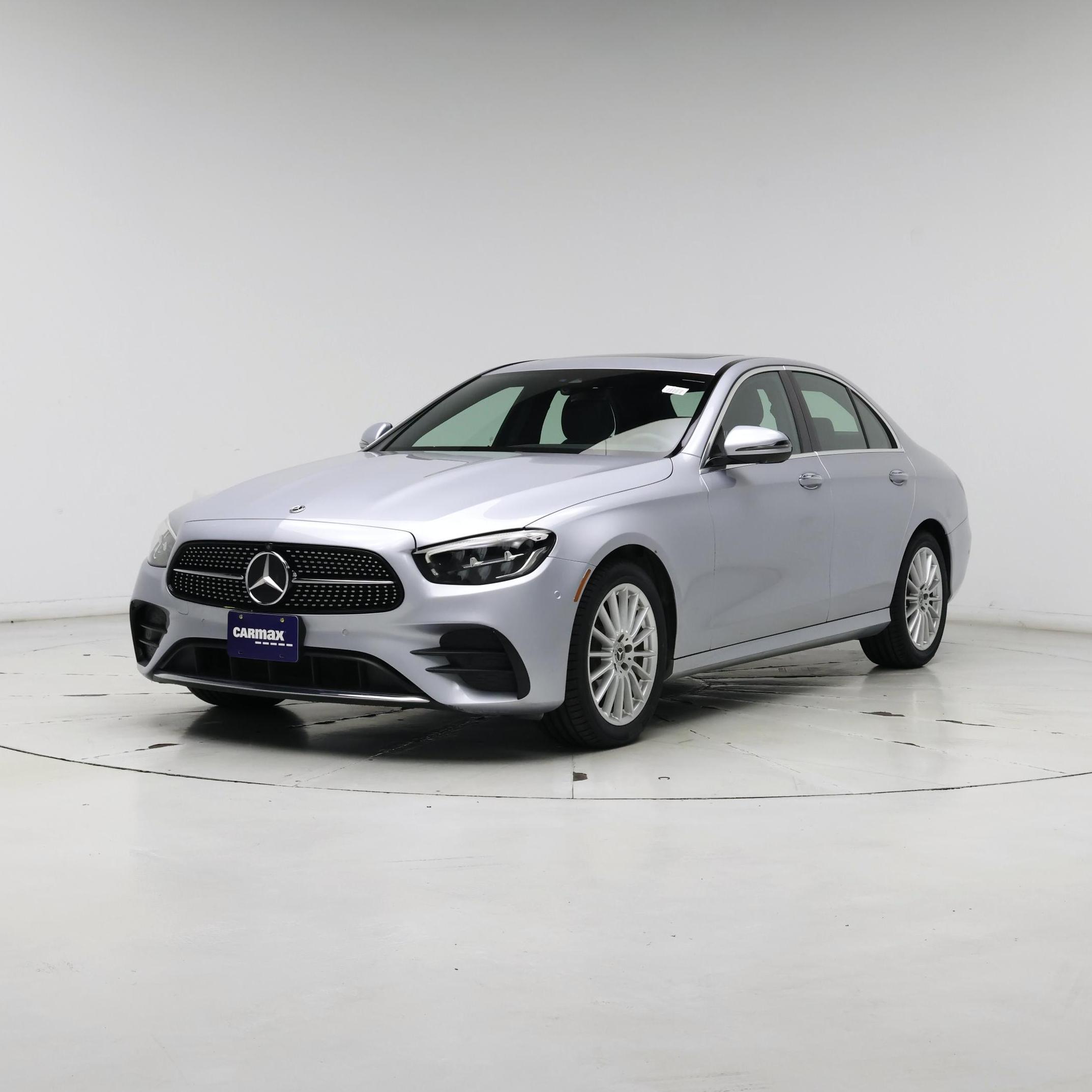 Thumbnail: 2021 Mercedes-Benz E-Class - 4
