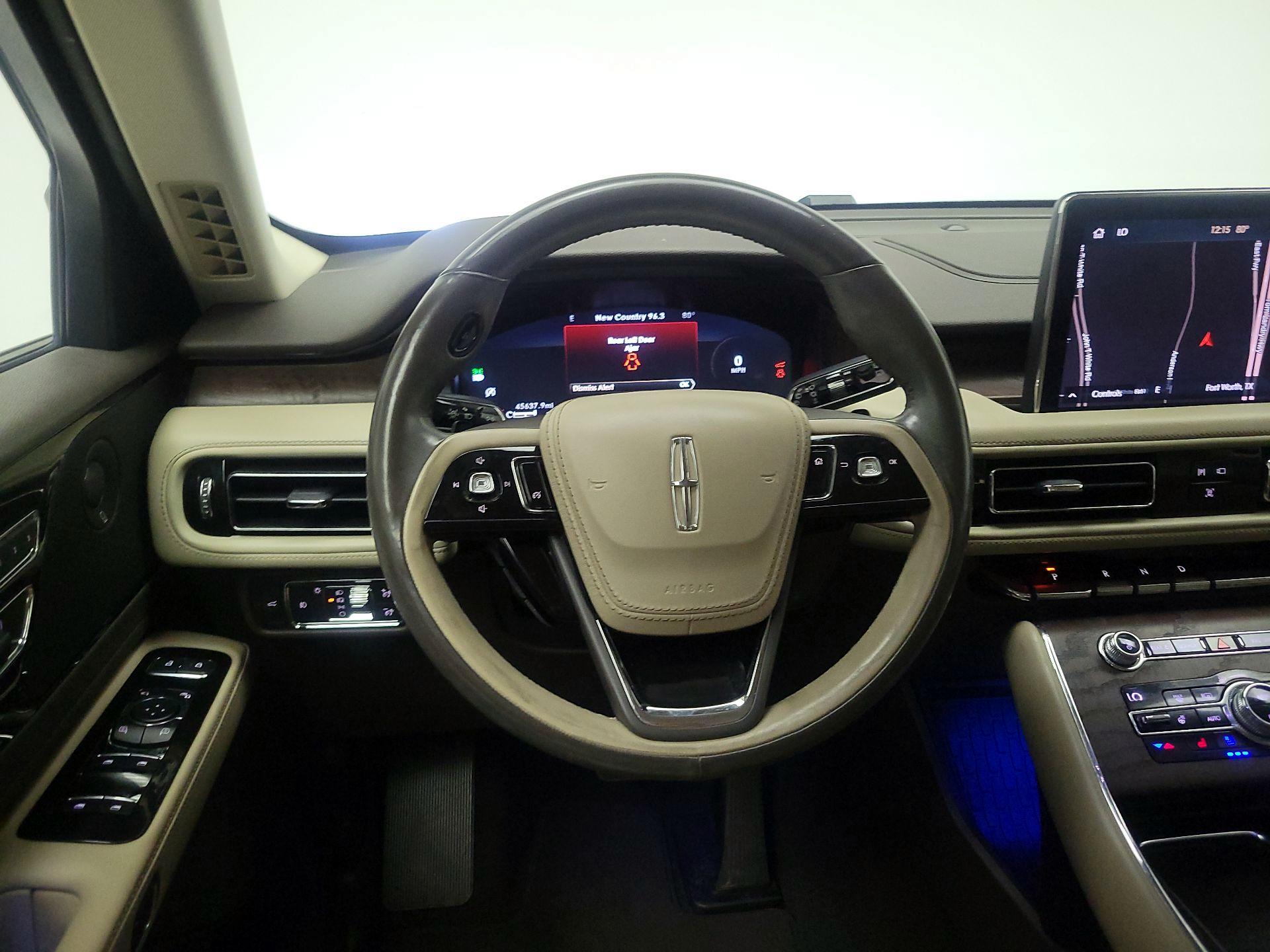 Thumbnail: 2020 Lincoln Aviator - 10