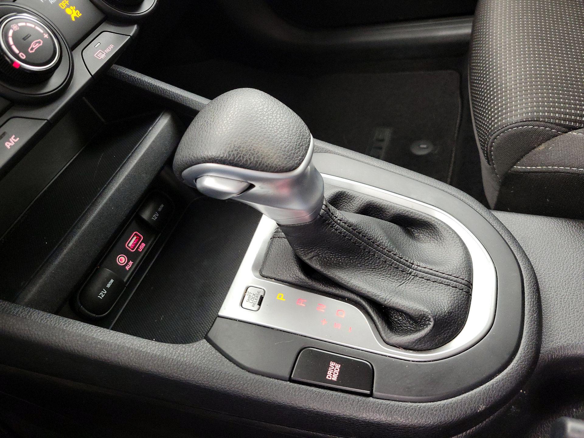 Thumbnail: 2021 Kia Forte - 17