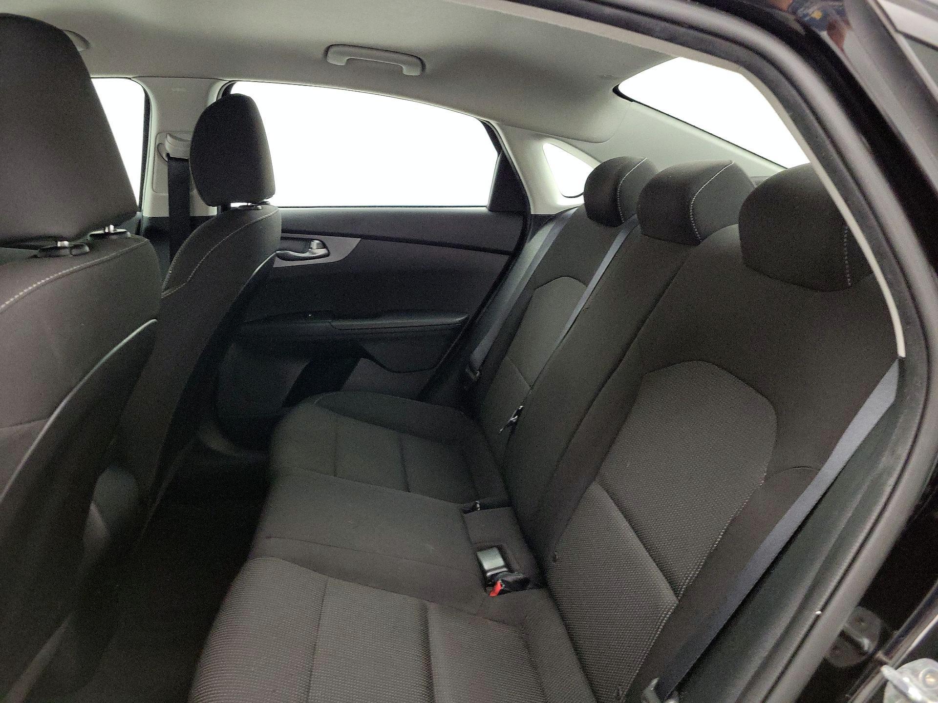 Thumbnail: 2021 Kia Forte - 19