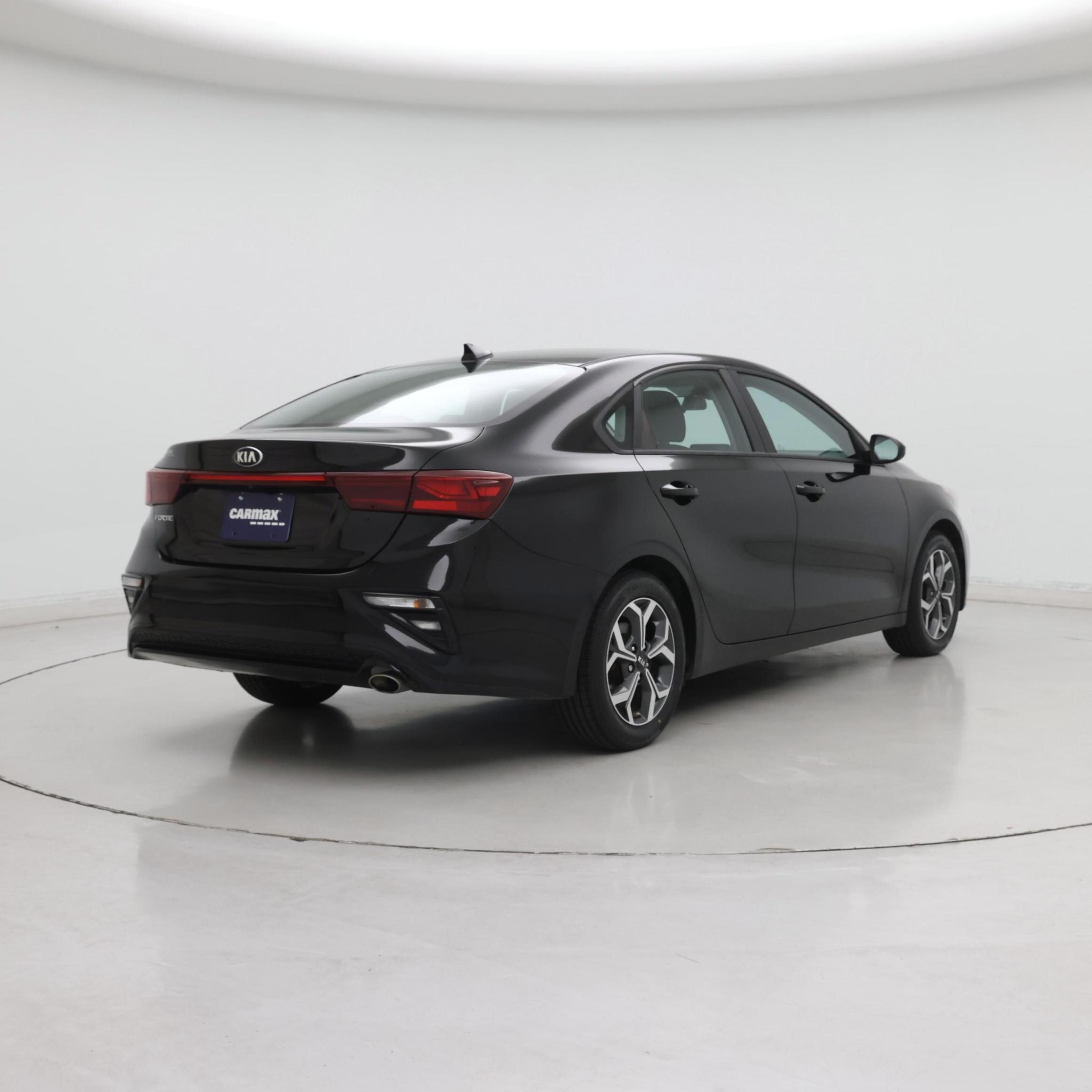 Thumbnail: 2021 Kia Forte - 8