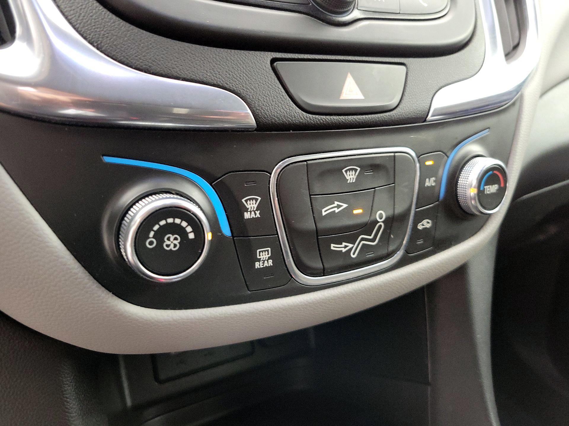 Thumbnail: 2021 Chevrolet Equinox - 16