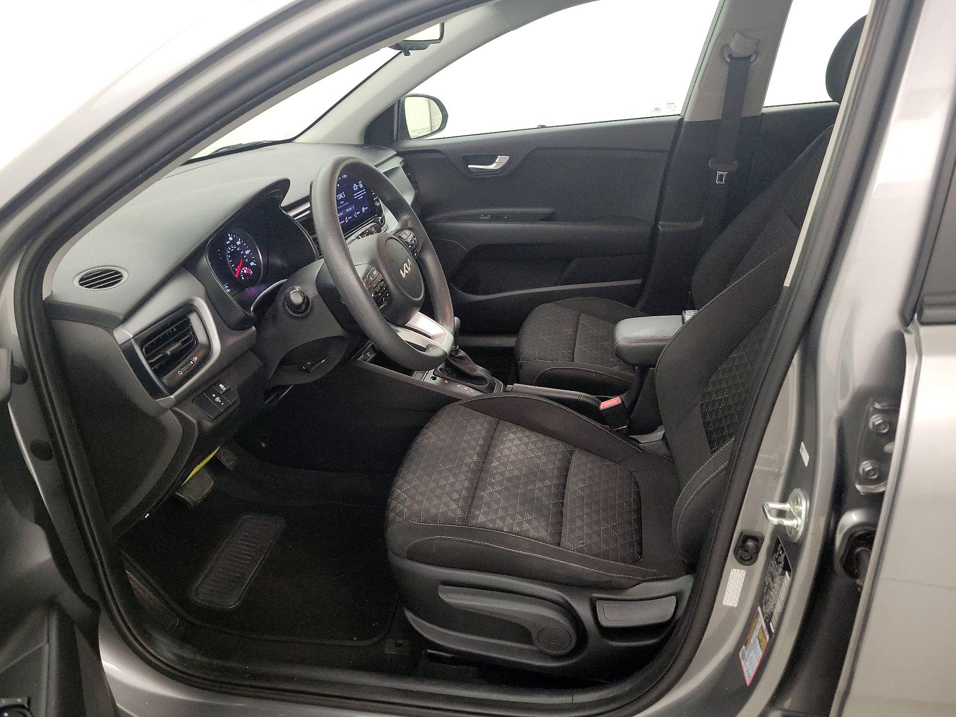 Thumbnail: 2022 Kia Rio5 - 11