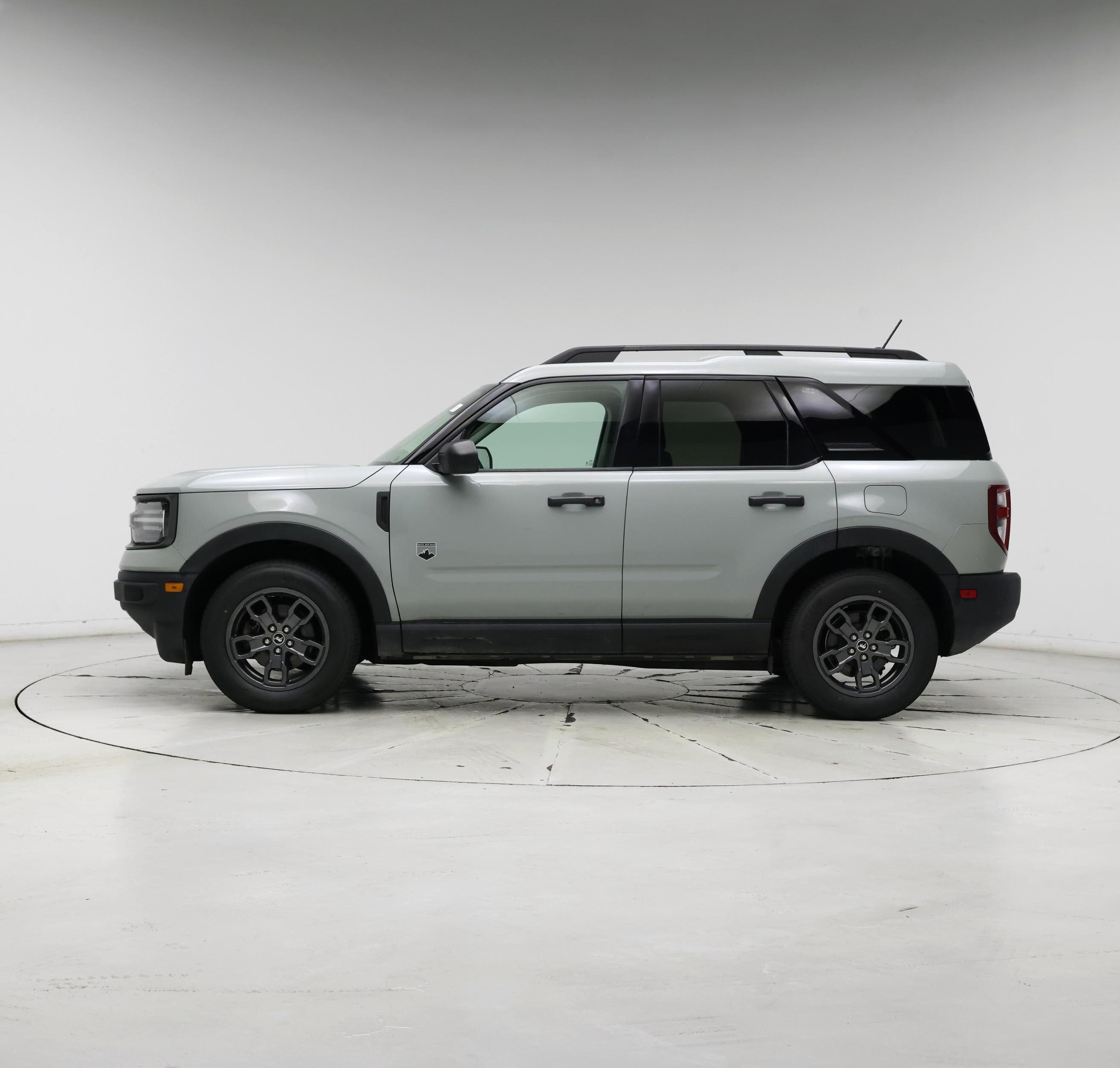 Thumbnail: 2022 Ford Bronco Sport - 3