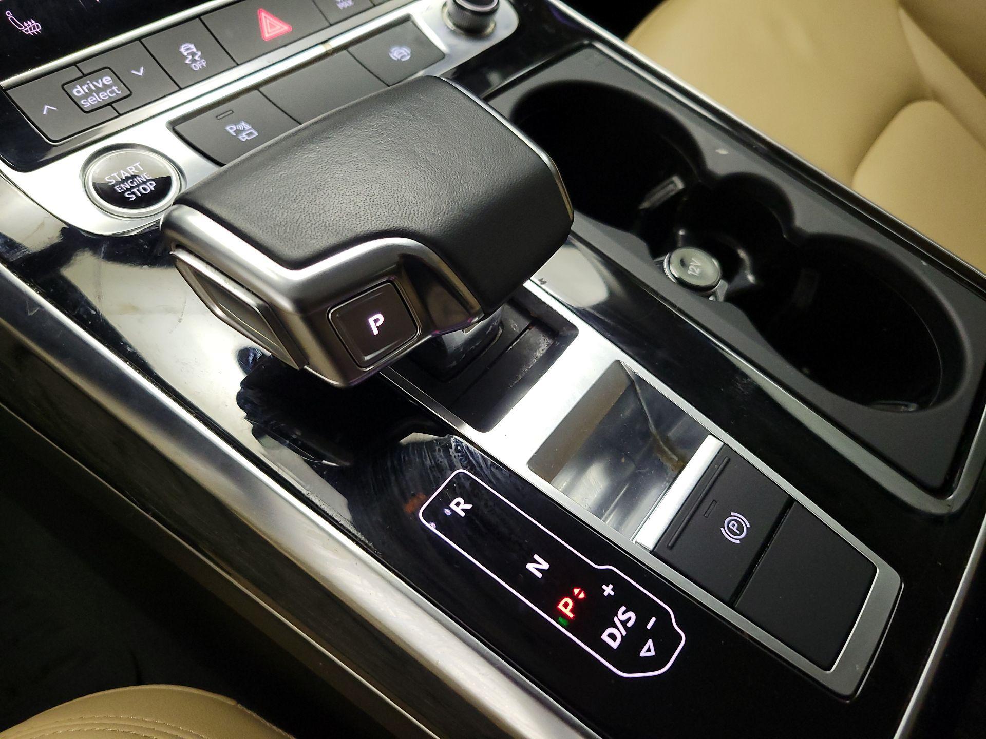 Thumbnail: 2022 Audi Q7 - 18