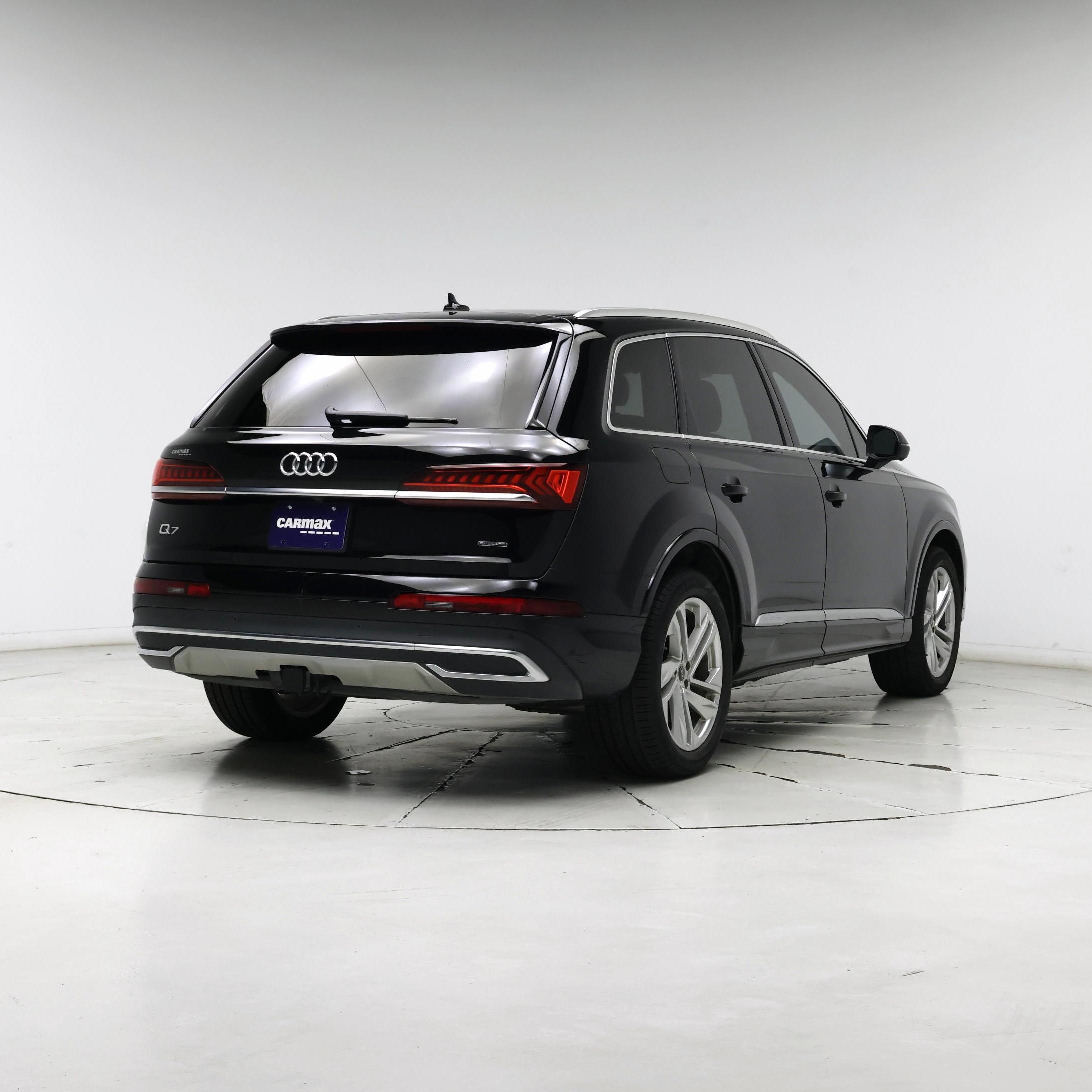Thumbnail: 2022 Audi Q7 - 8
