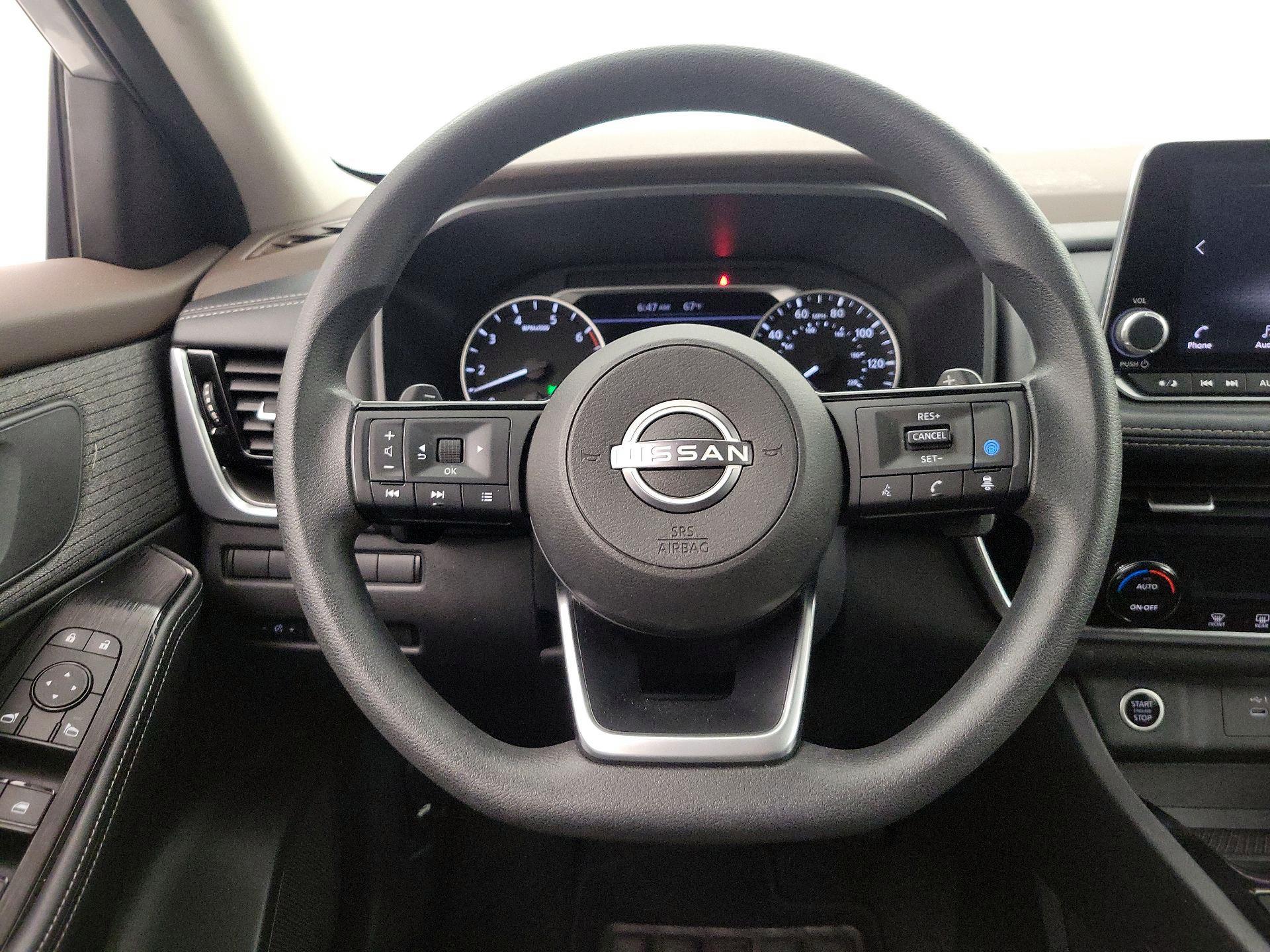 Thumbnail: 2022 Nissan Rogue - 10