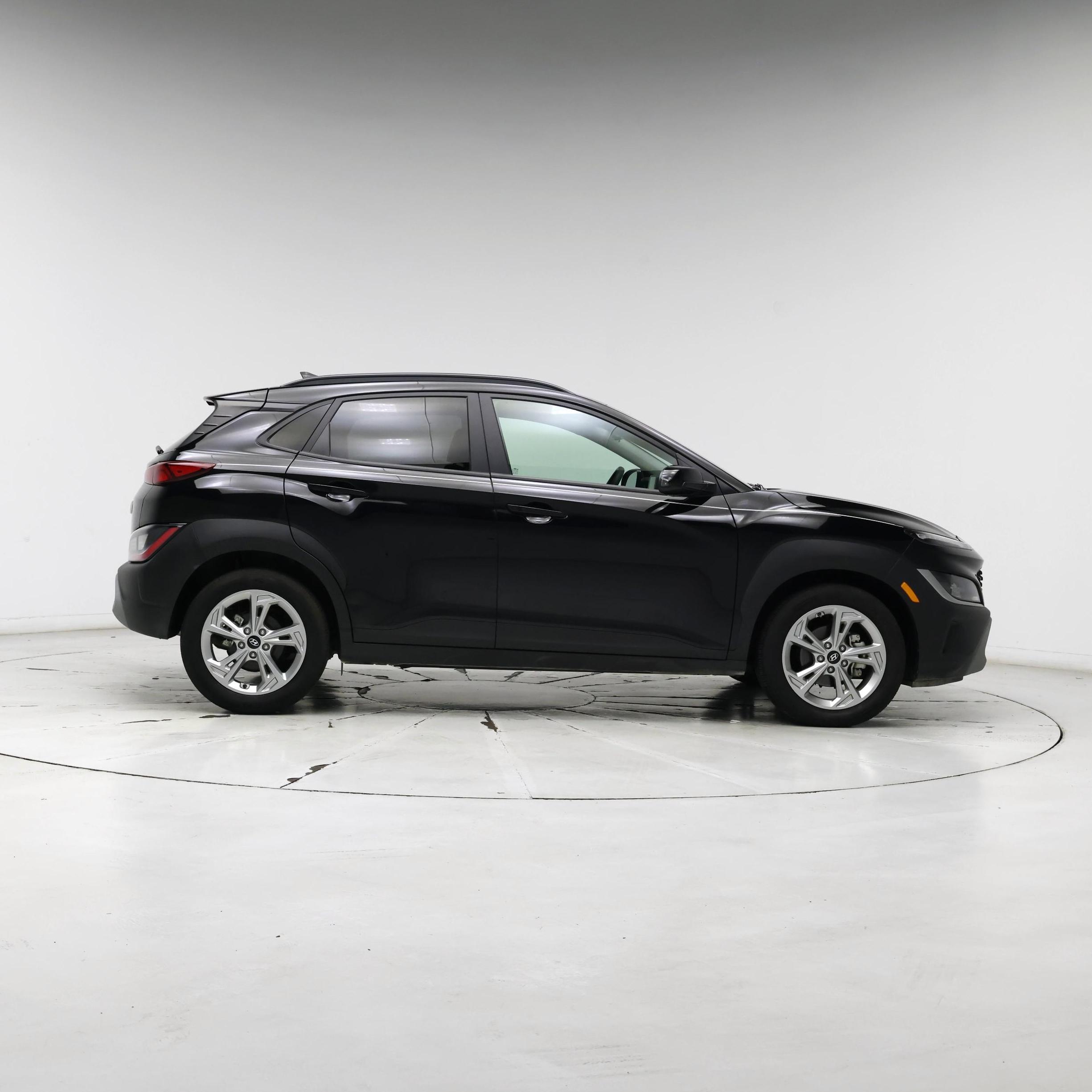 Thumbnail: 2022 Hyundai Kona - 7