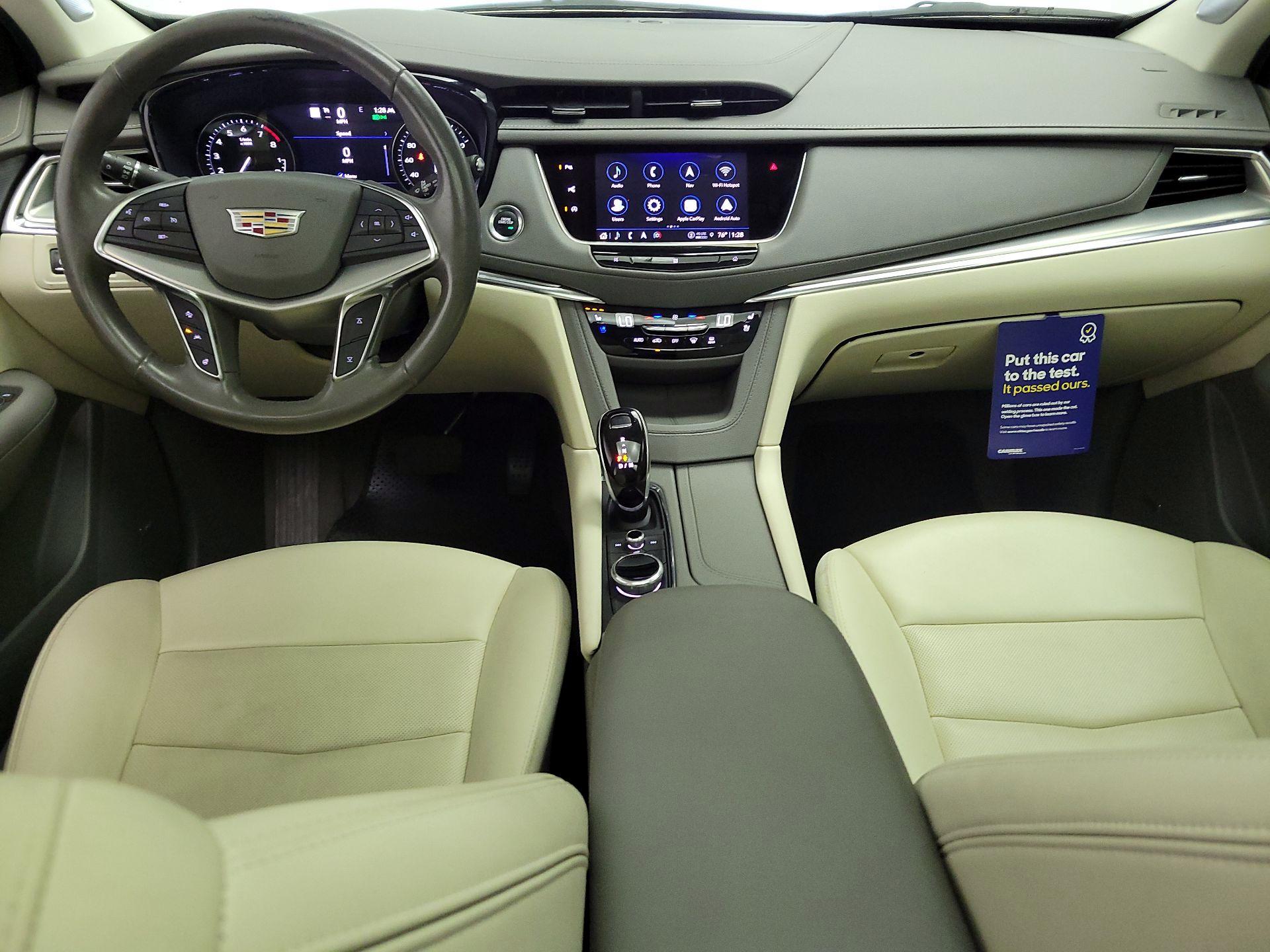 Thumbnail: 2021 Cadillac XT5 - 9