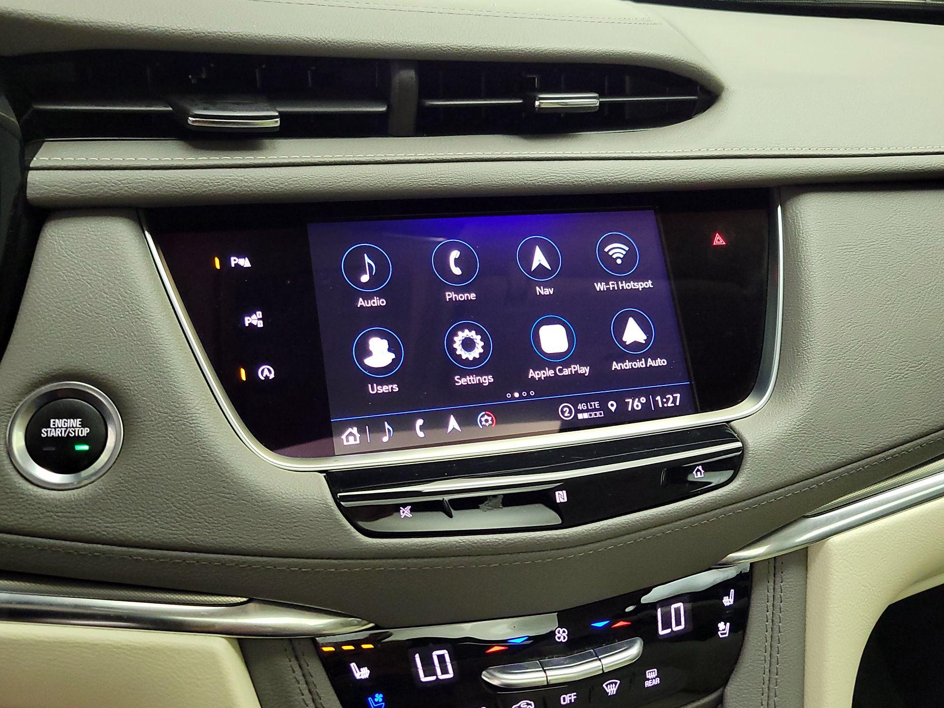 Thumbnail: 2021 Cadillac XT5 - 16