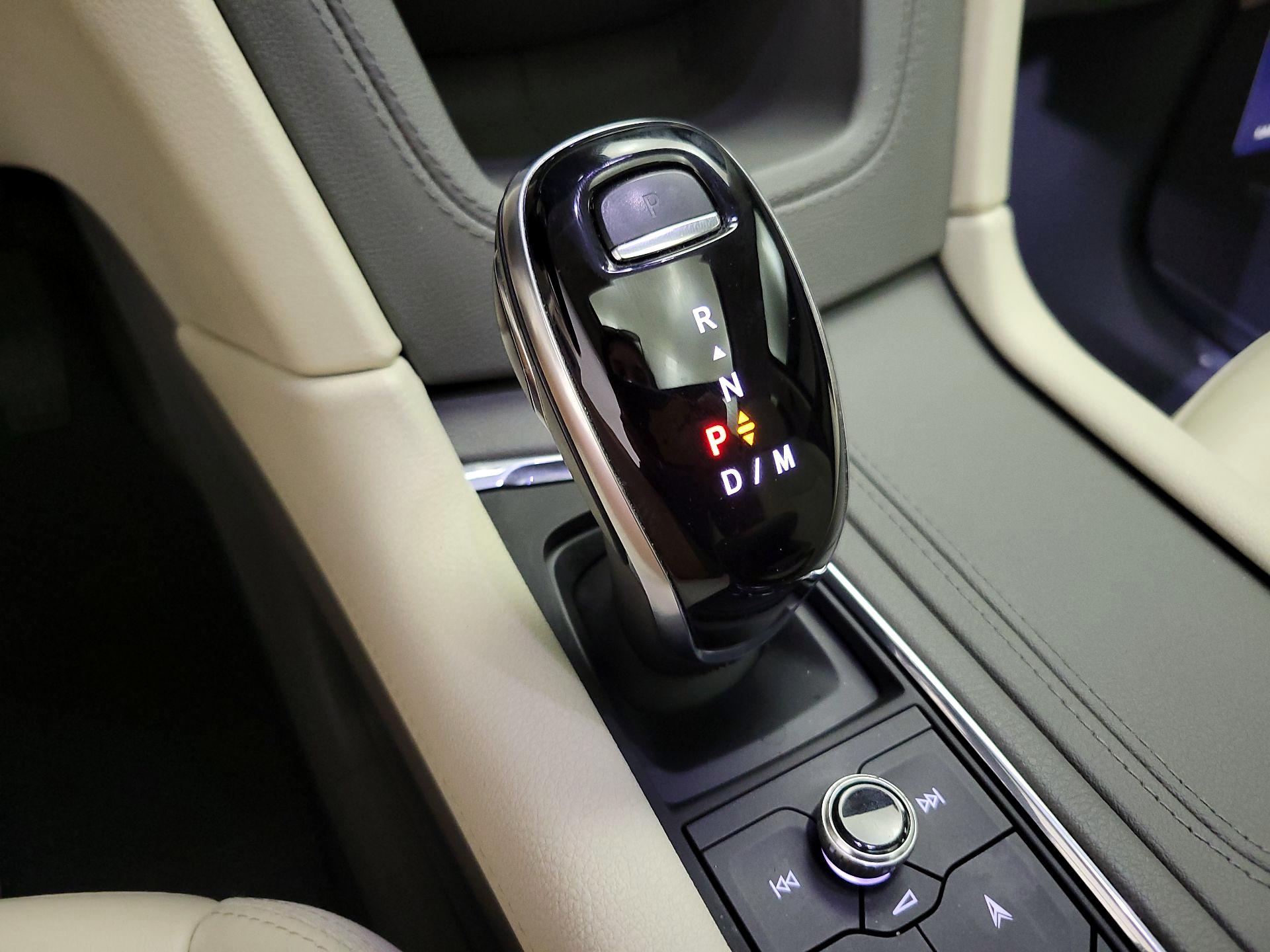 Thumbnail: 2021 Cadillac XT5 - 18