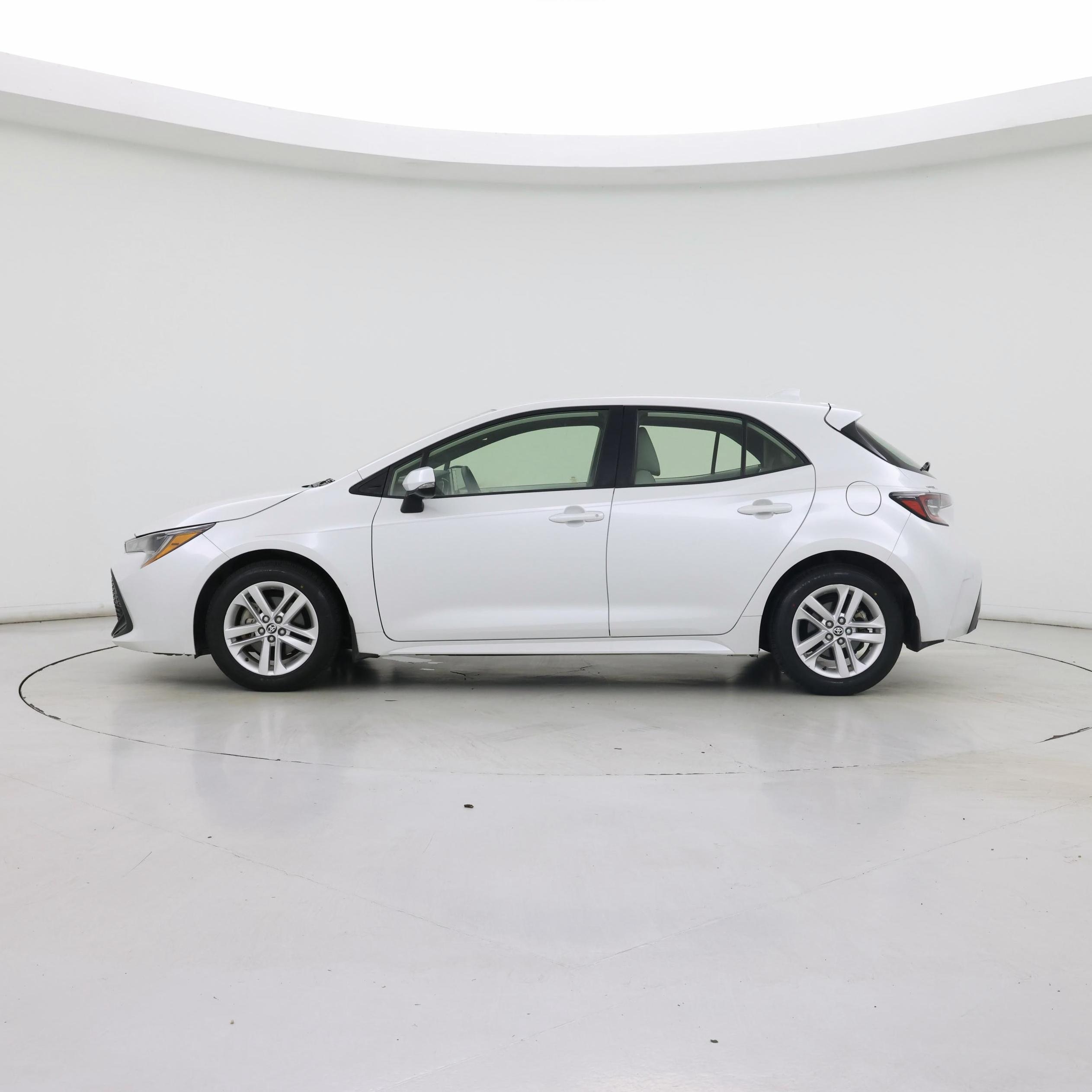 Thumbnail: 2021 Toyota Corolla - 3
