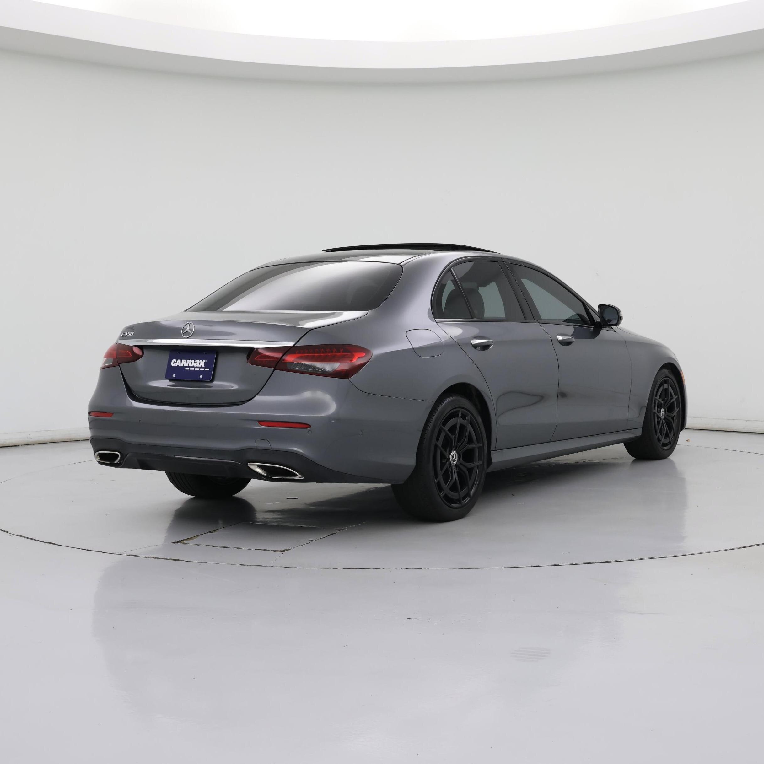 Thumbnail: 2022 Mercedes-Benz E-Class - 8
