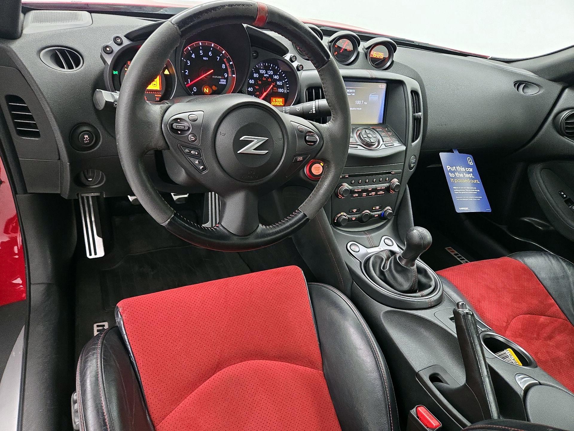 Thumbnail: 2015 Nissan Z - 9