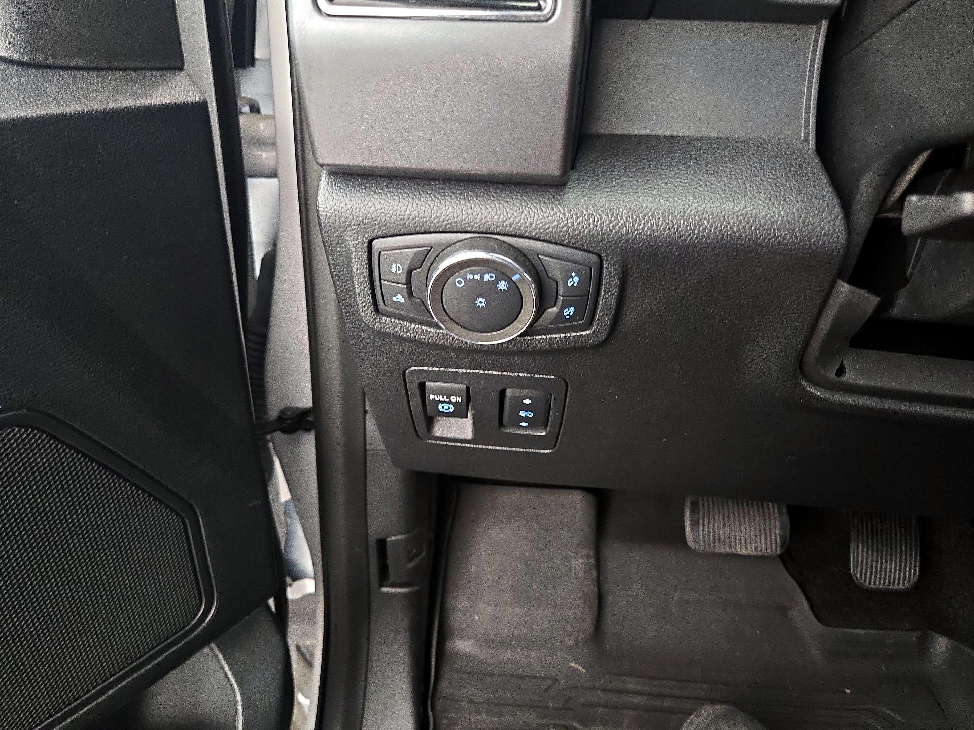 Thumbnail: 2019 Ford F-150 - 13