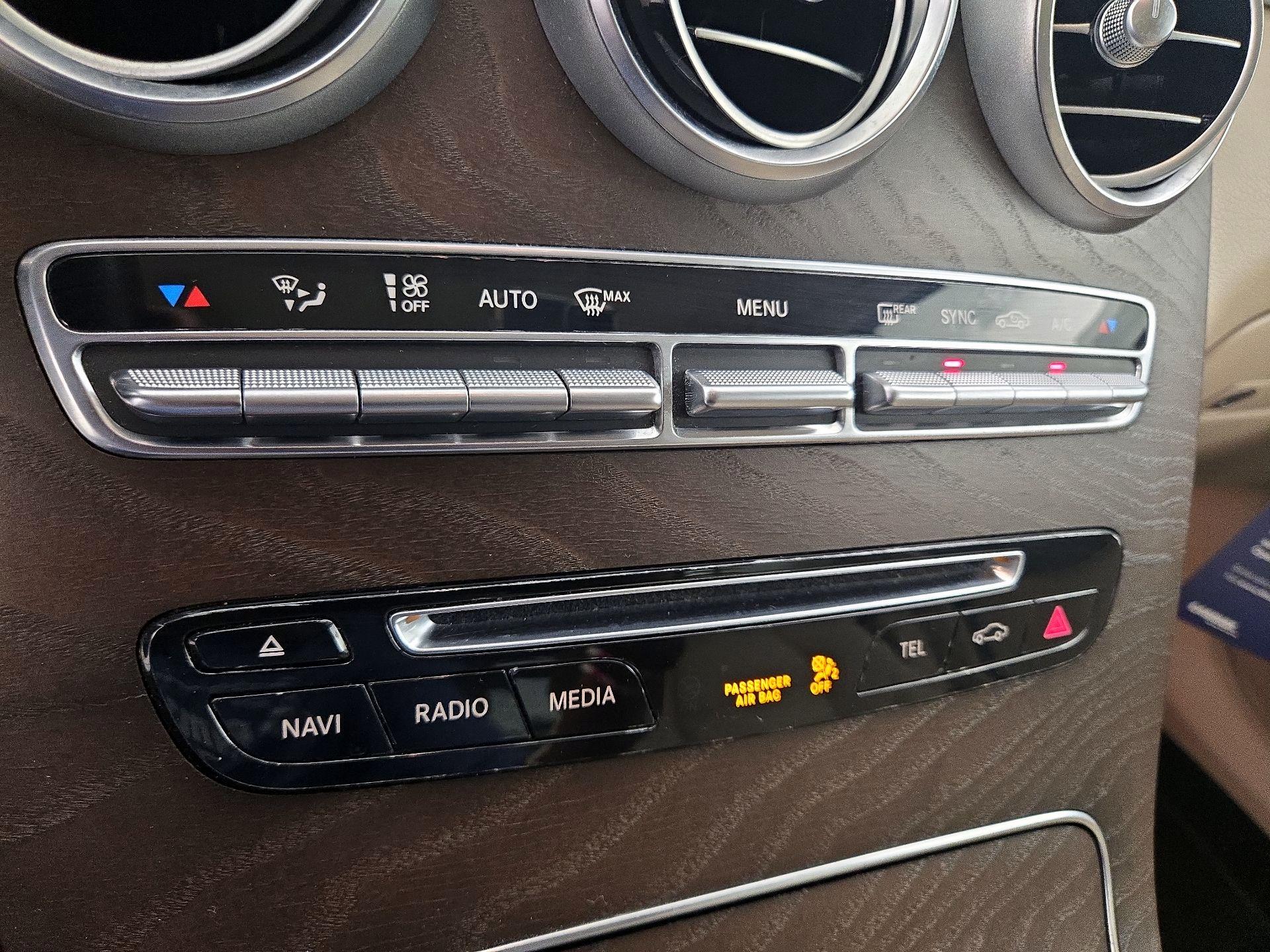 Thumbnail: 2019 Mercedes-Benz GLC - 16