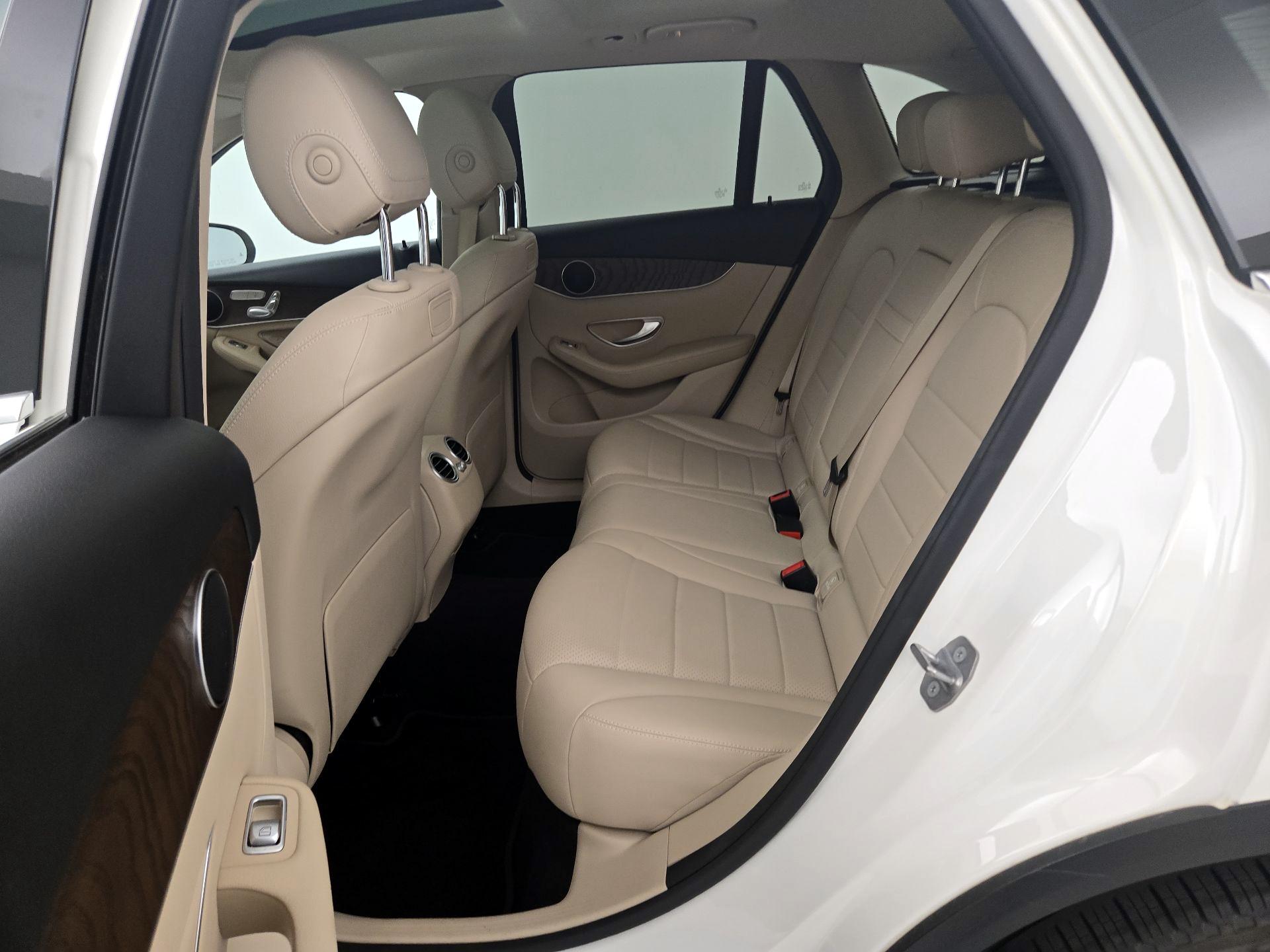 Thumbnail: 2019 Mercedes-Benz GLC - 20