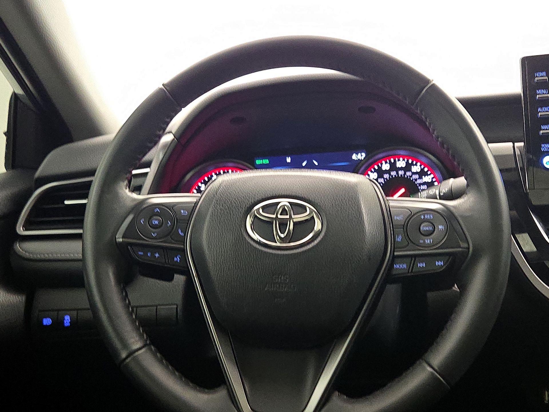 Thumbnail: 2023 Toyota Camry - 10