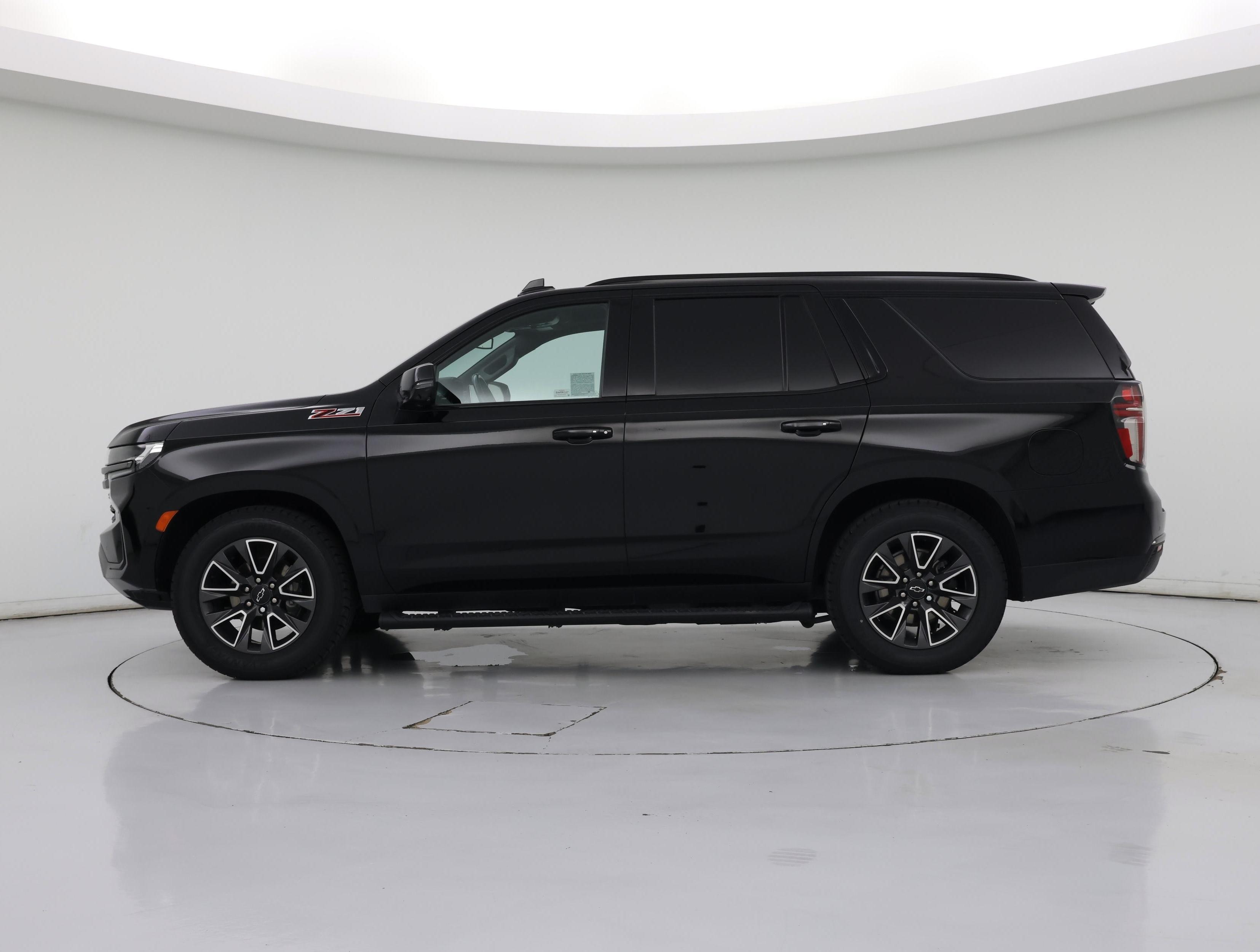 Thumbnail: 2021 Chevrolet Tahoe - 3