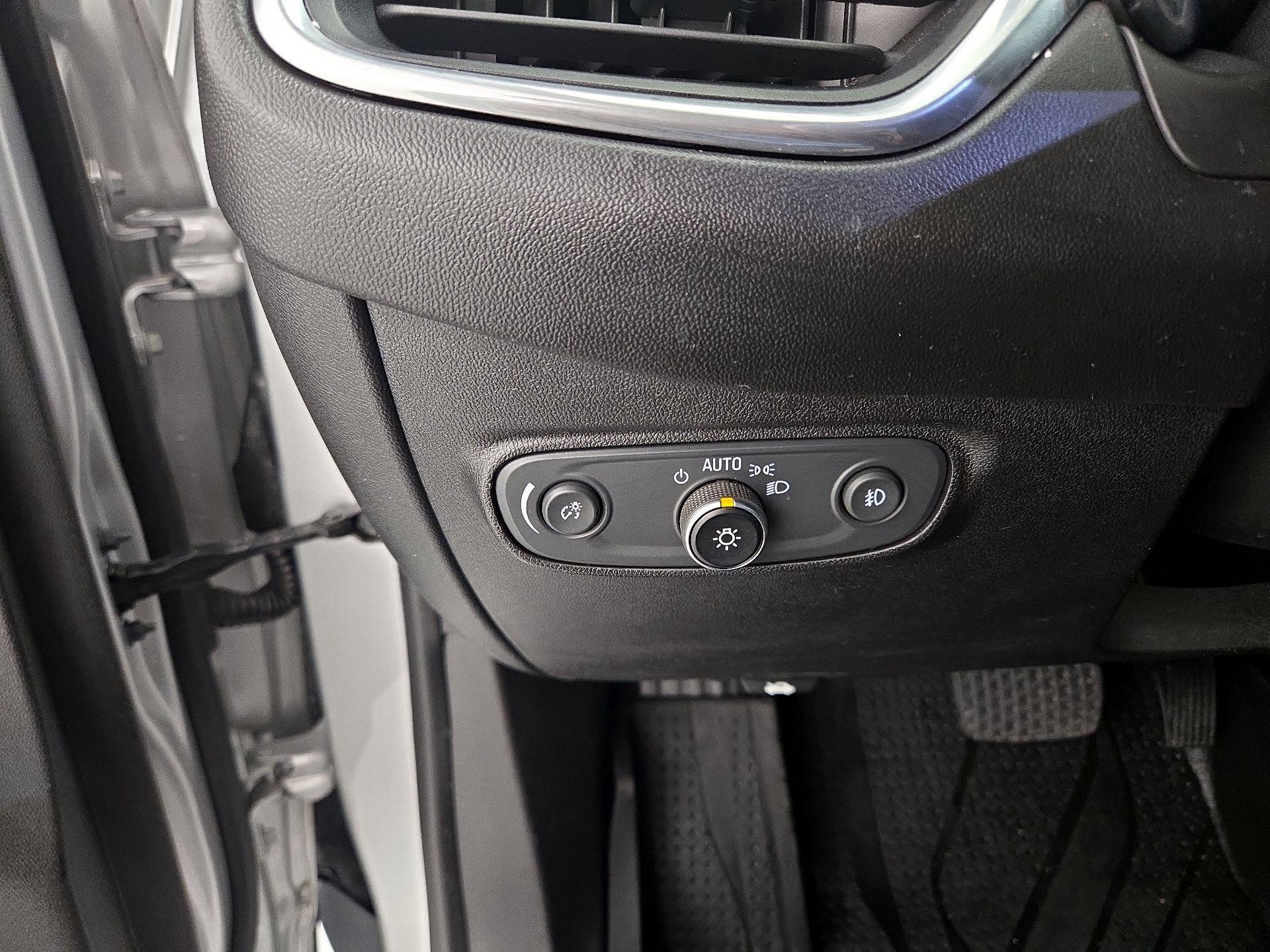 Thumbnail: 2019 Chevrolet Equinox - 13