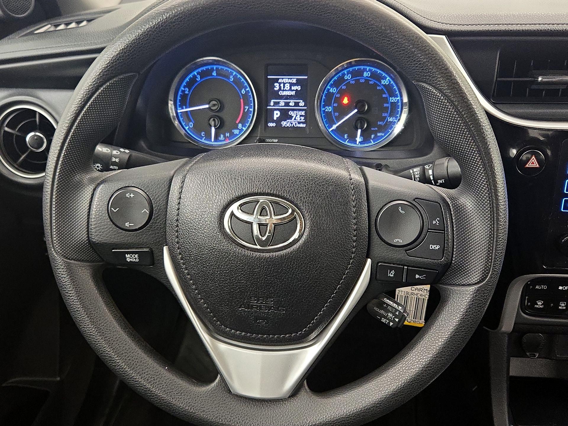 Thumbnail: 2017 Toyota Corolla - 10