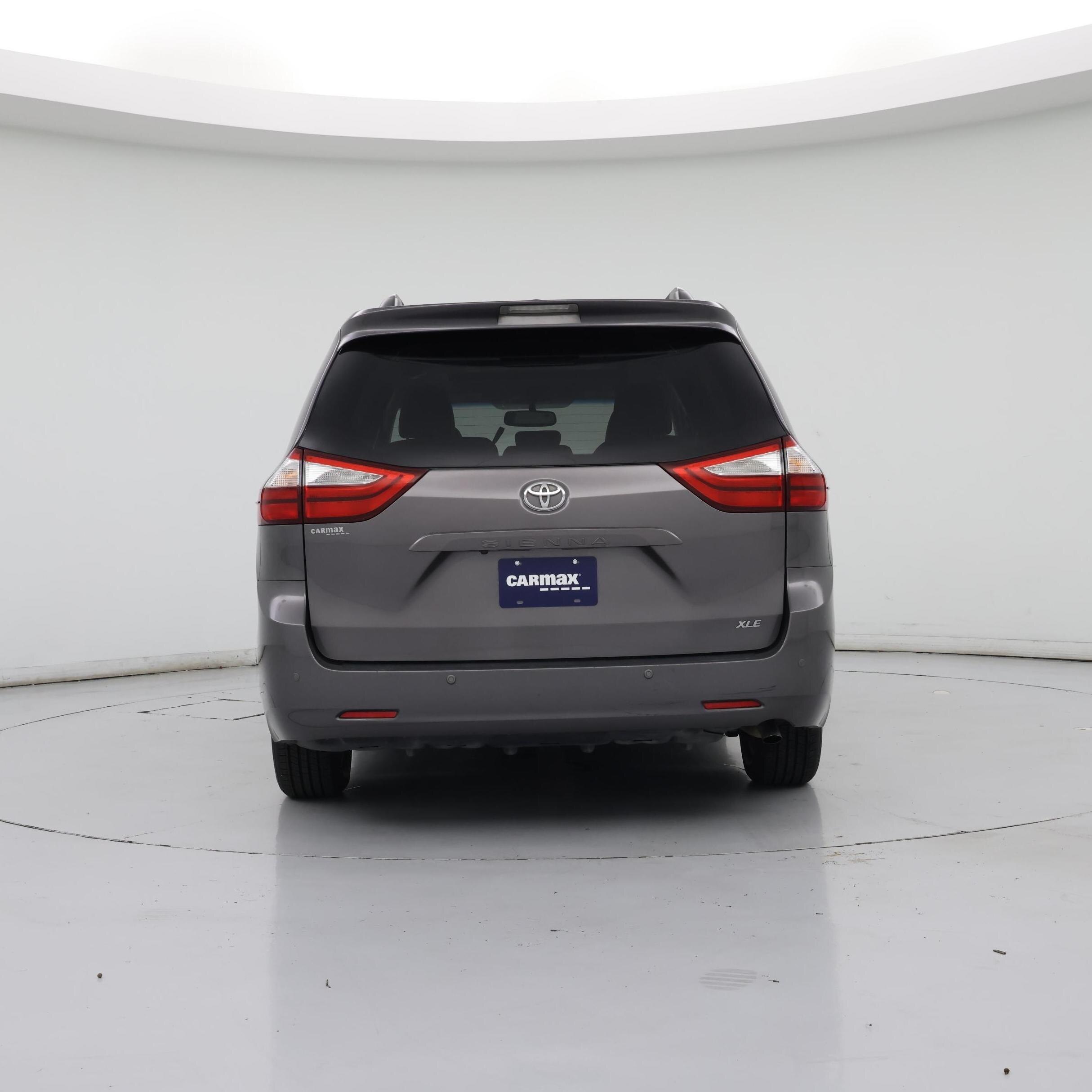 Thumbnail: 2015 Toyota Sienna - 6