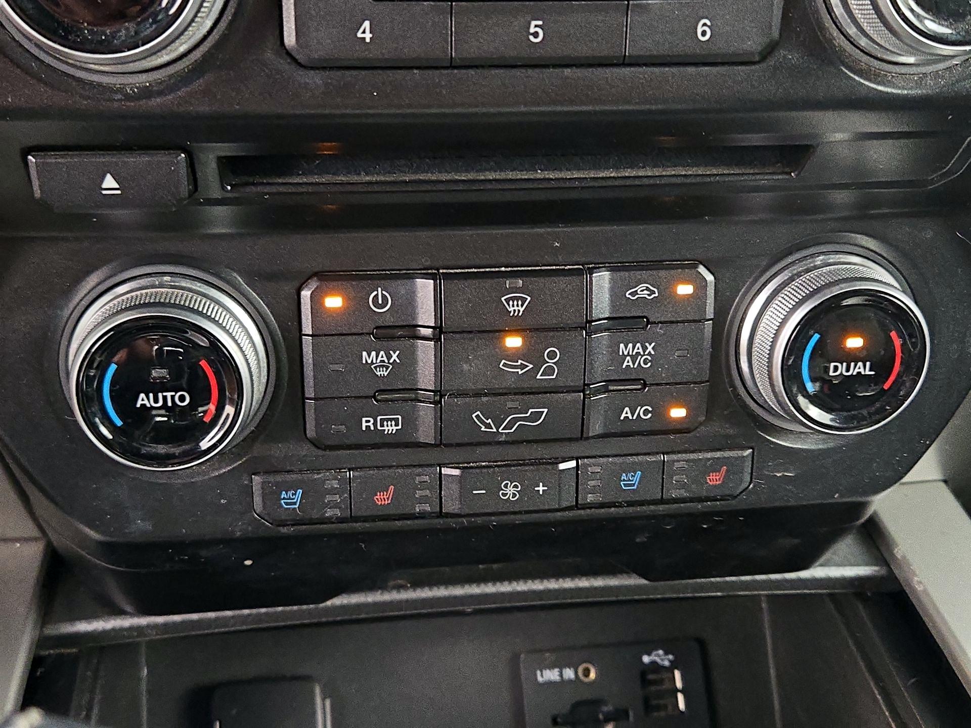 Thumbnail: 2015 Ford F-150 - 16