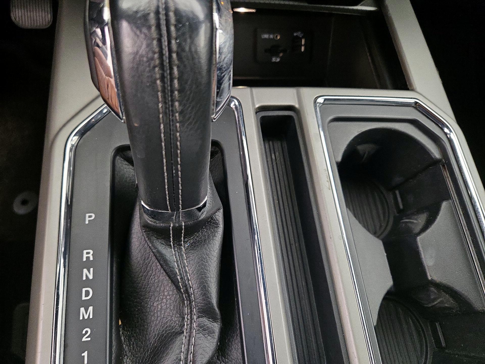 Thumbnail: 2015 Ford F-150 - 17