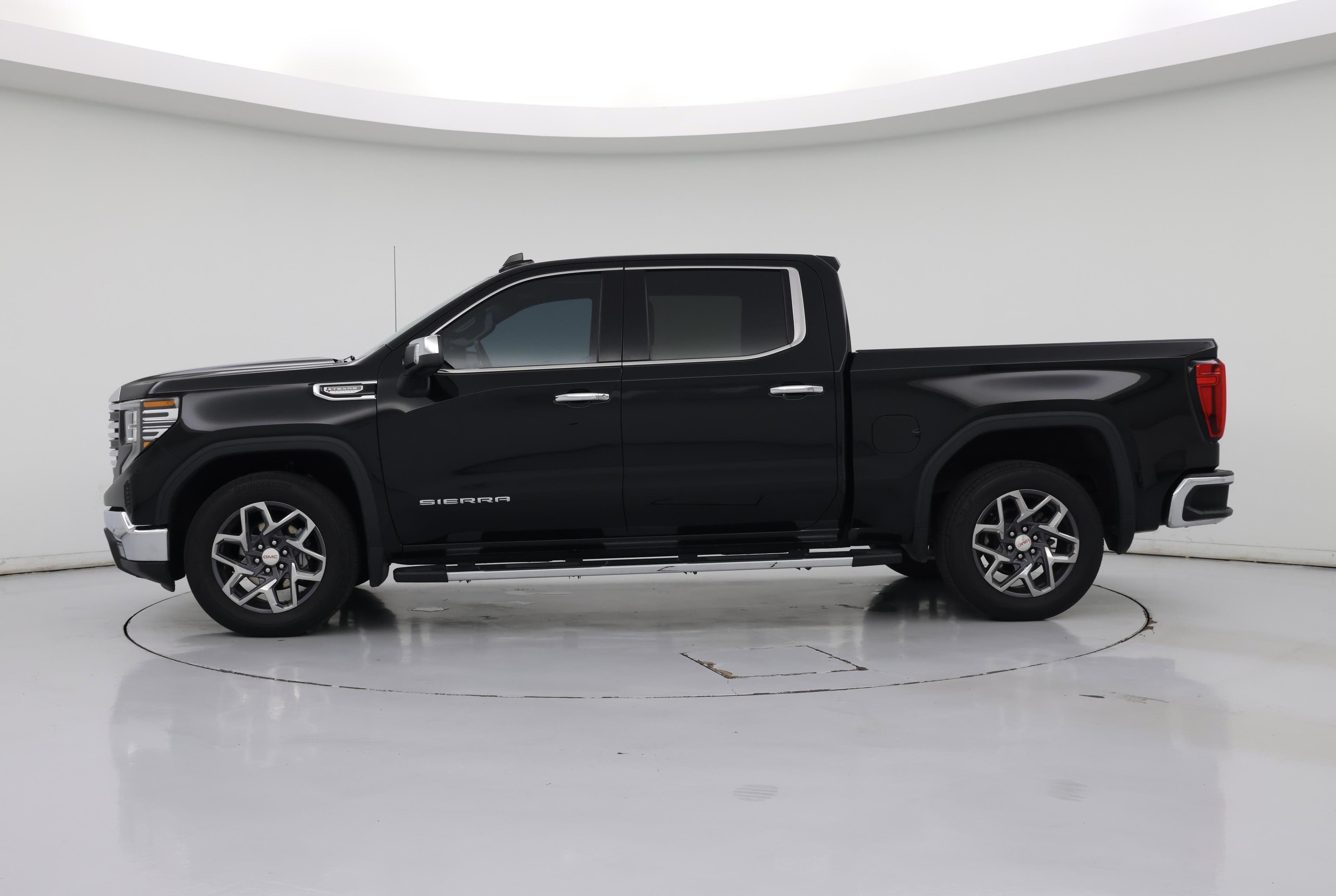 Thumbnail: 2022 GMC Sierra 1500 - 3