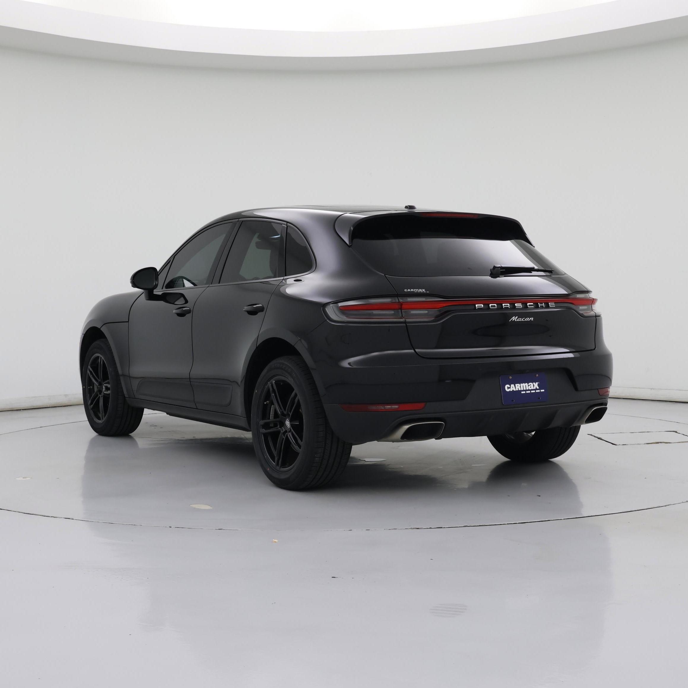 Thumbnail: 2021 Porsche Macan - 2