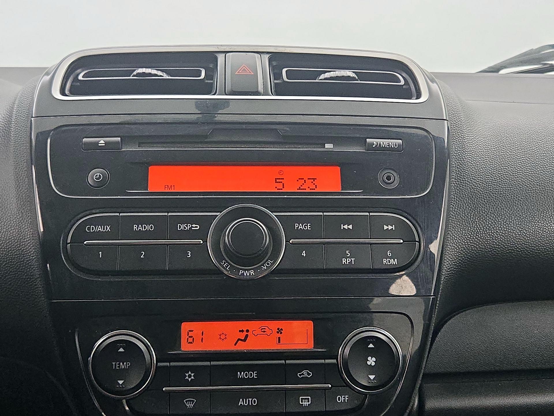 Thumbnail: 2015 Mitsubishi Mirage - 14