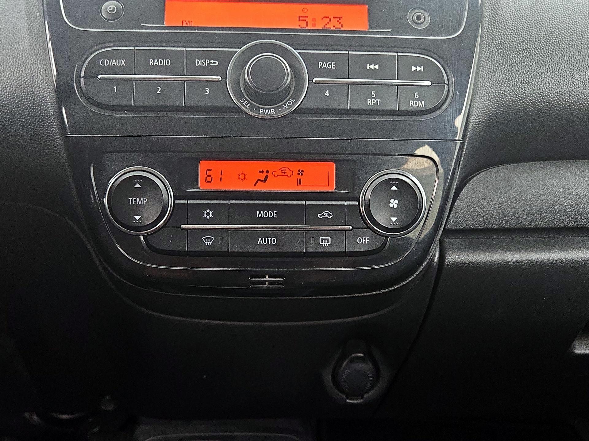 Thumbnail: 2015 Mitsubishi Mirage - 15