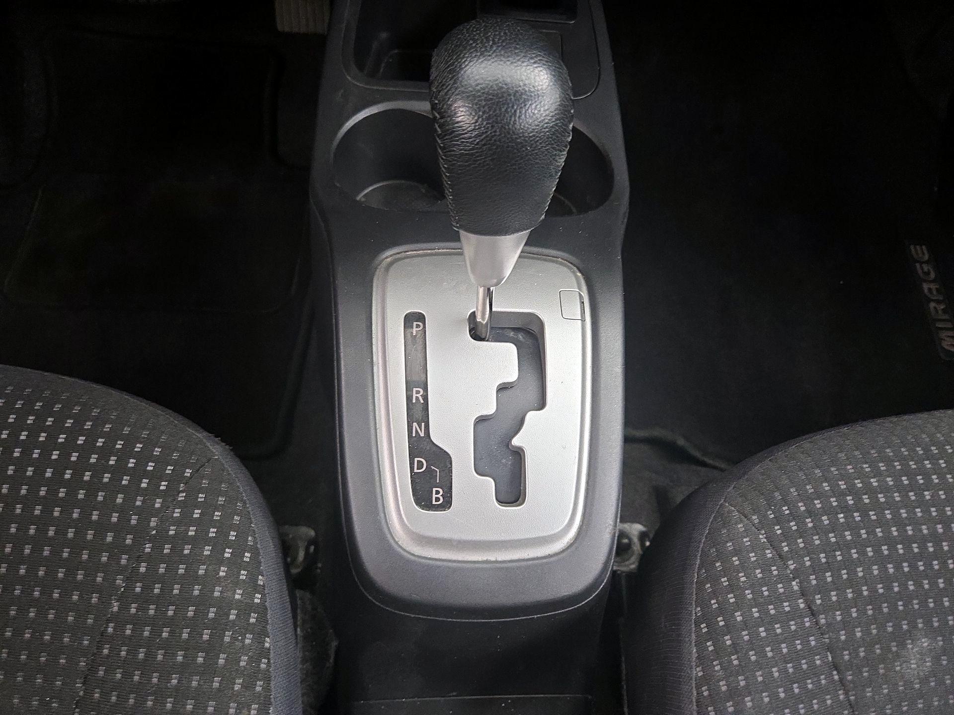 Thumbnail: 2015 Mitsubishi Mirage - 16