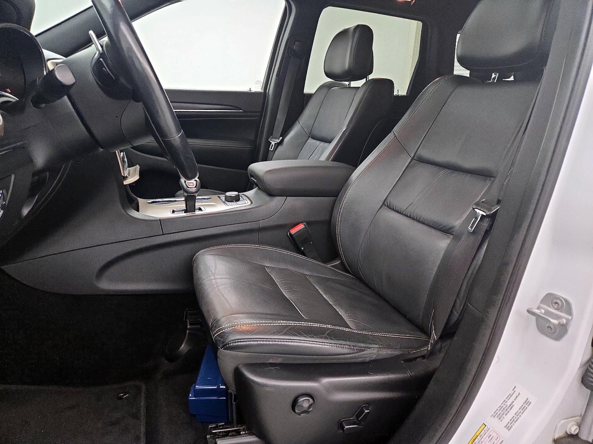 Thumbnail: 2014 Jeep Grand Cherokee - 11