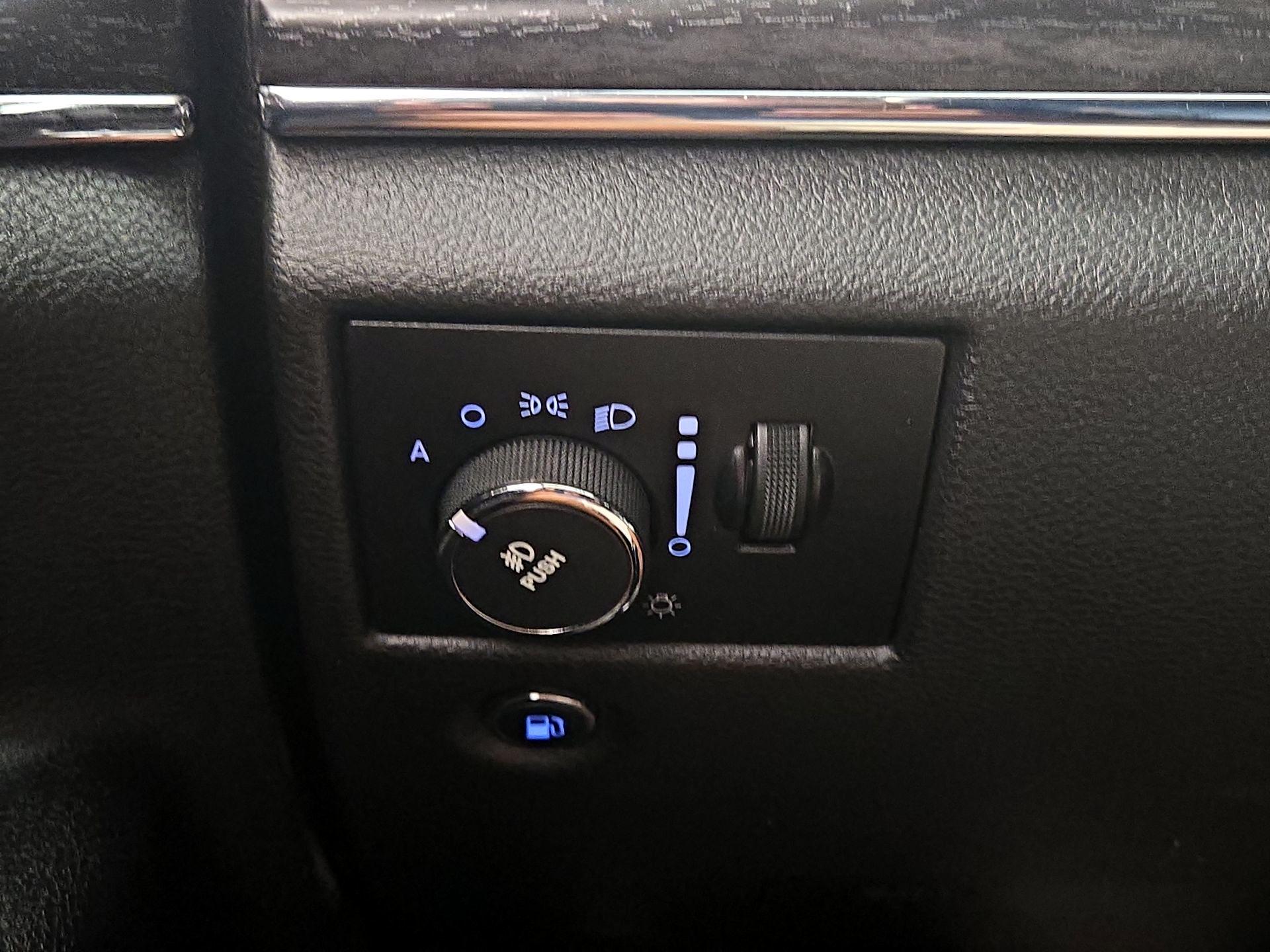 Thumbnail: 2014 Jeep Grand Cherokee - 13