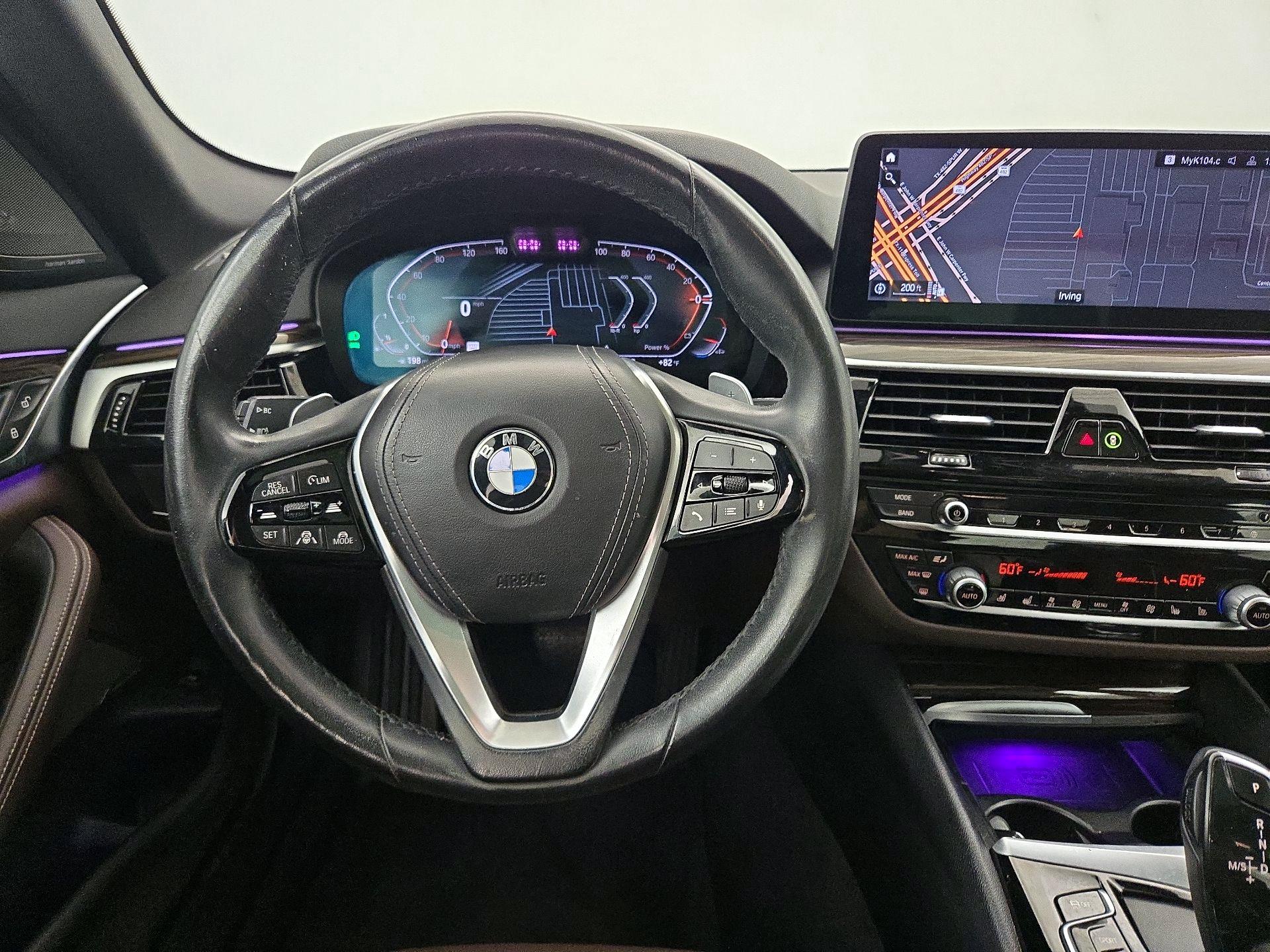 Thumbnail: 2021 BMW 5 Series - 10