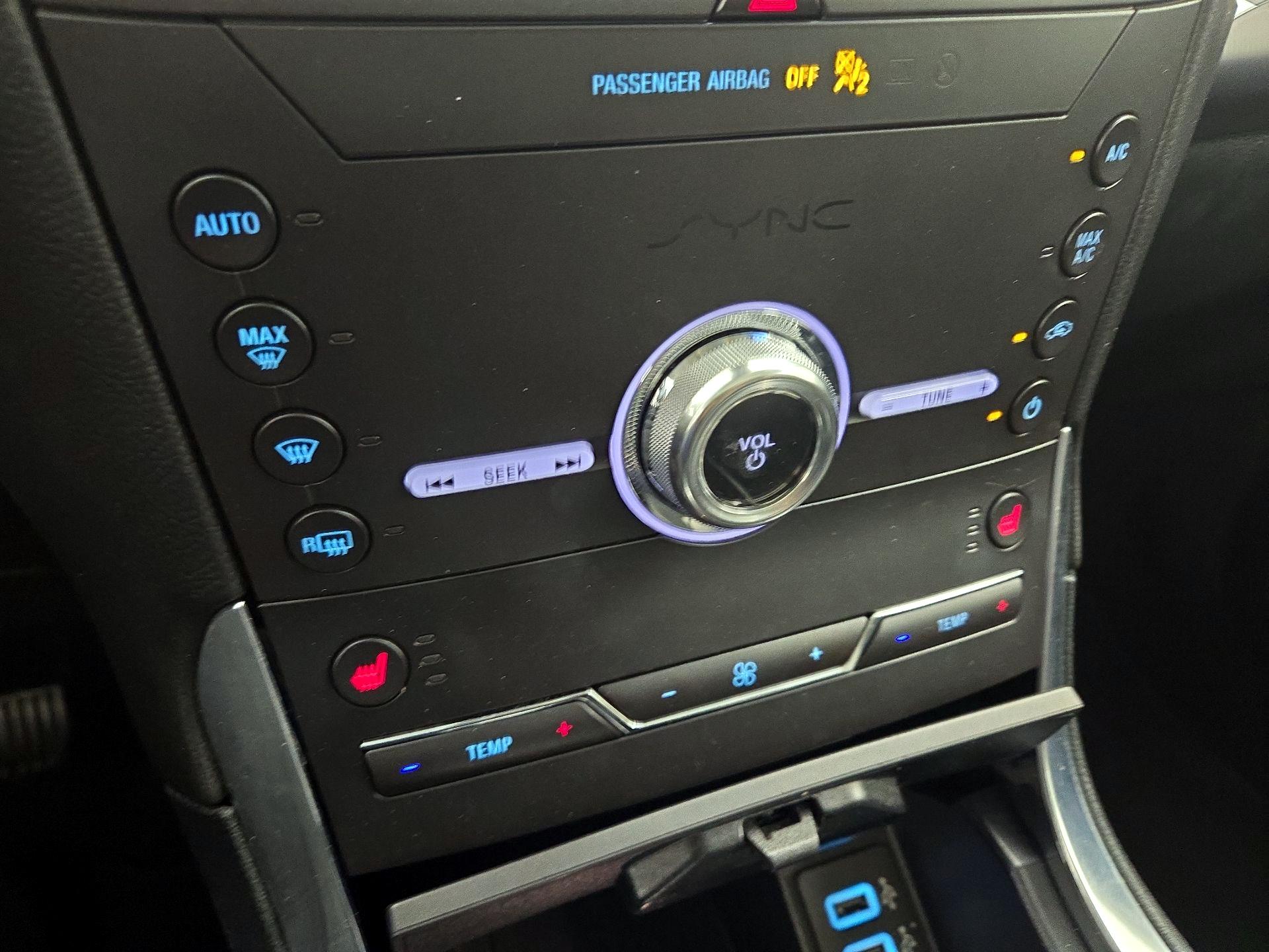 Thumbnail: 2020 Ford Edge - 17