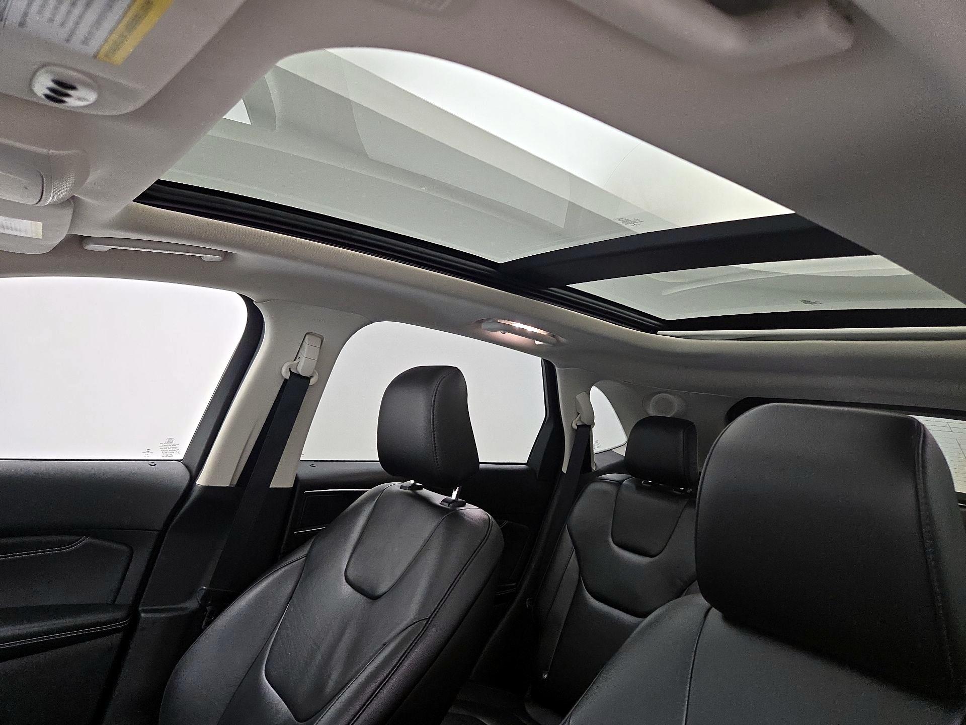 Thumbnail: 2020 Ford Edge - 20