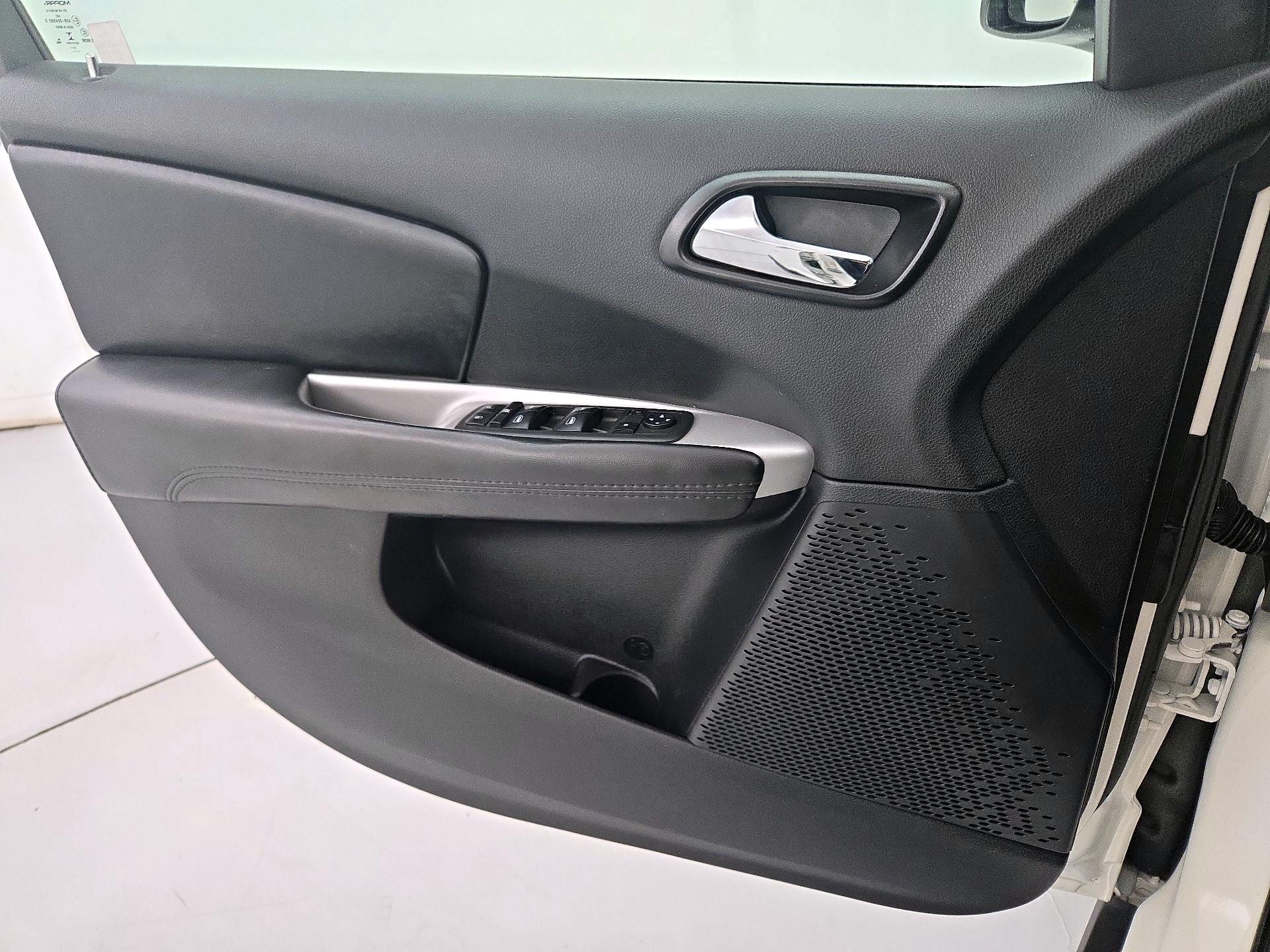 Thumbnail: 2020 Dodge Journey - 12