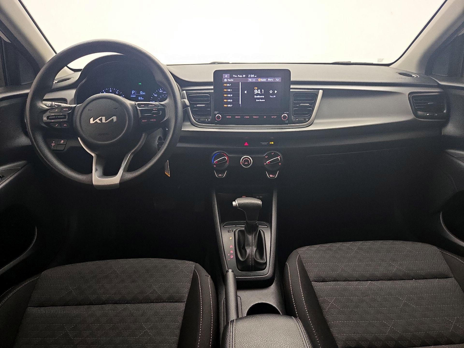 Thumbnail: 2022 Kia Rio - 9
