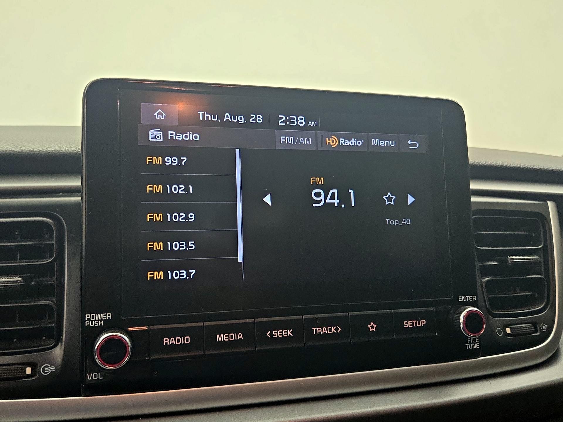 Thumbnail: 2022 Kia Rio - 15