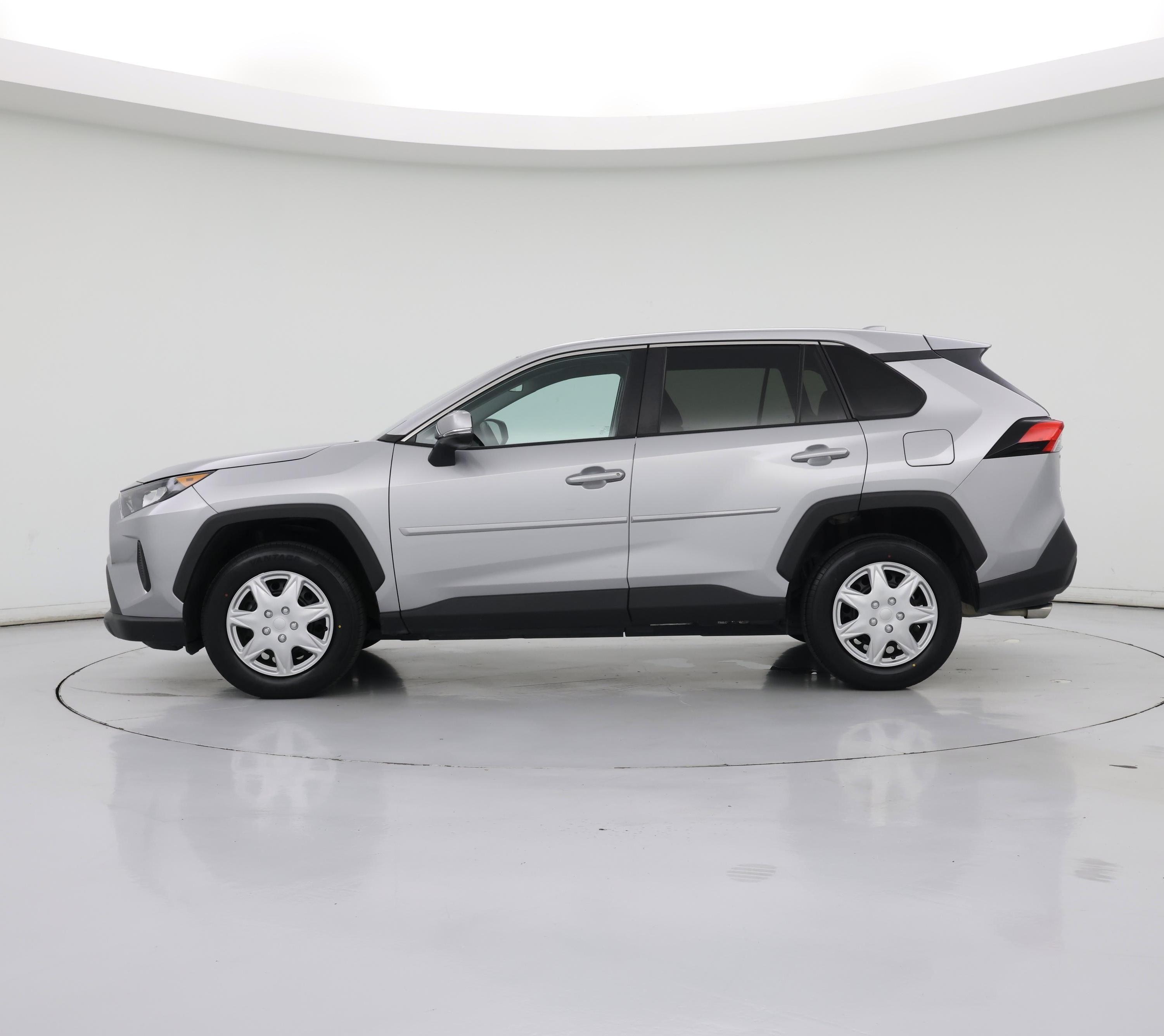 Thumbnail: 2022 Toyota RAV4 - 3
