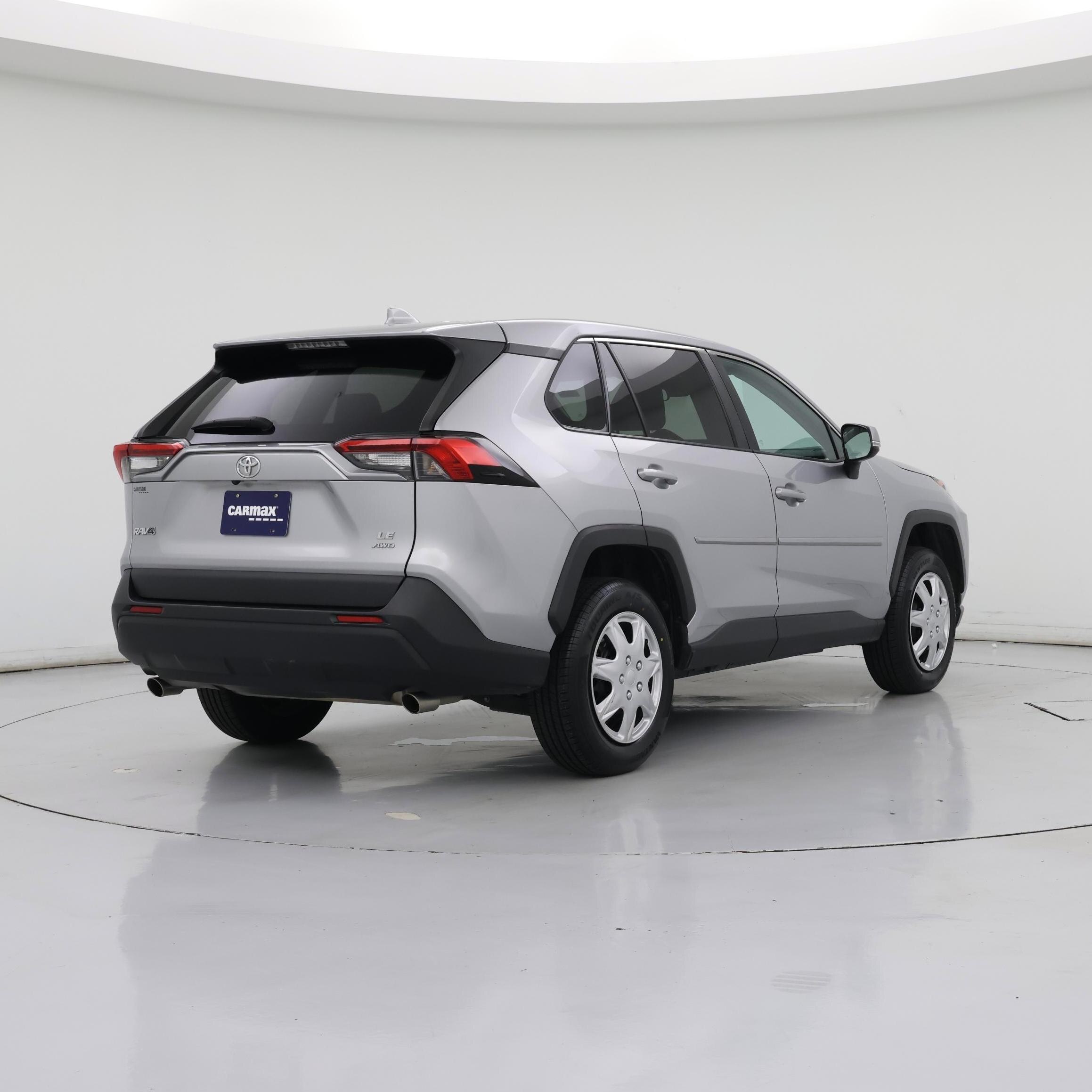 Thumbnail: 2022 Toyota RAV4 - 8