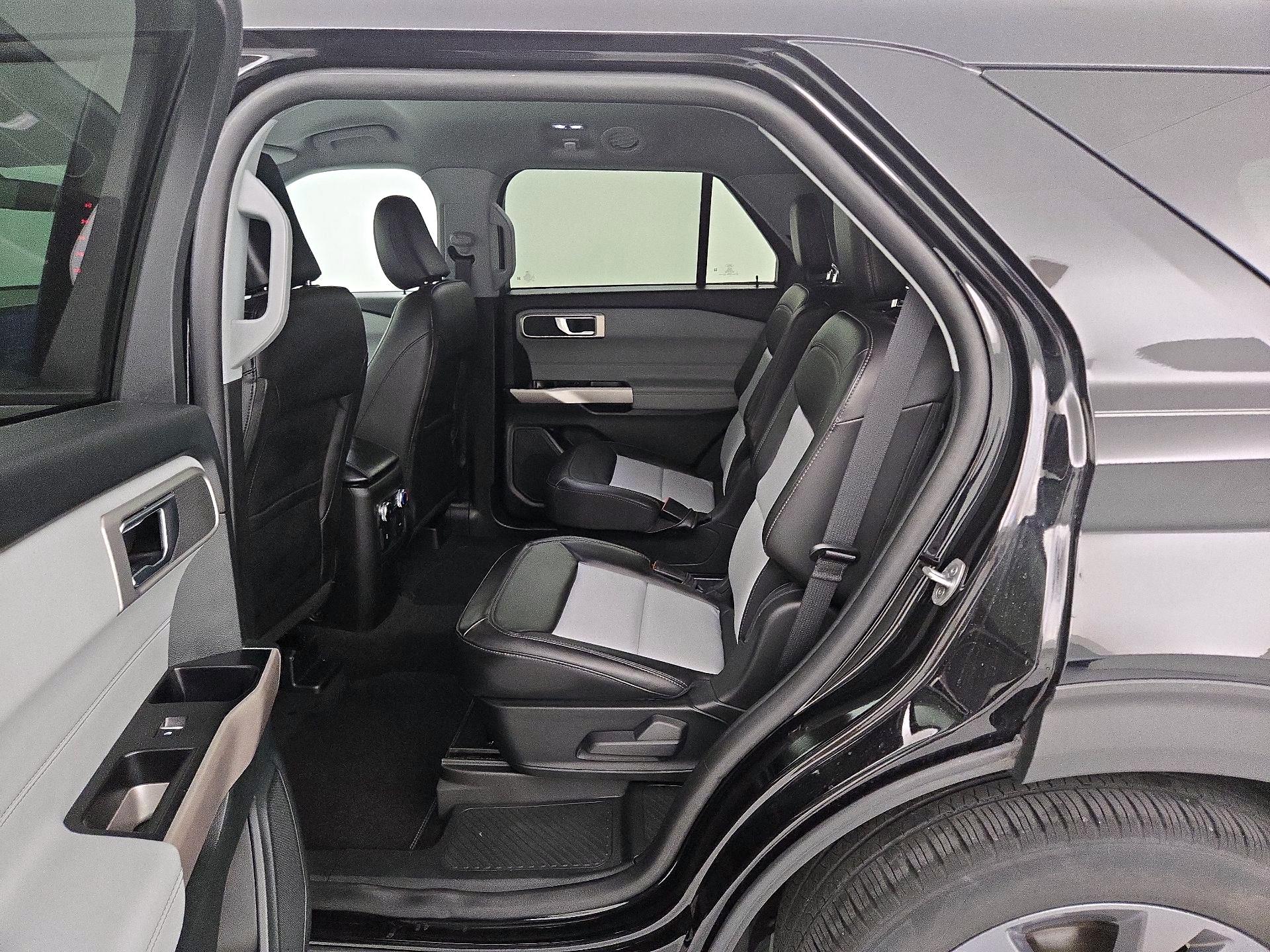 Thumbnail: 2023 Ford Explorer - 19